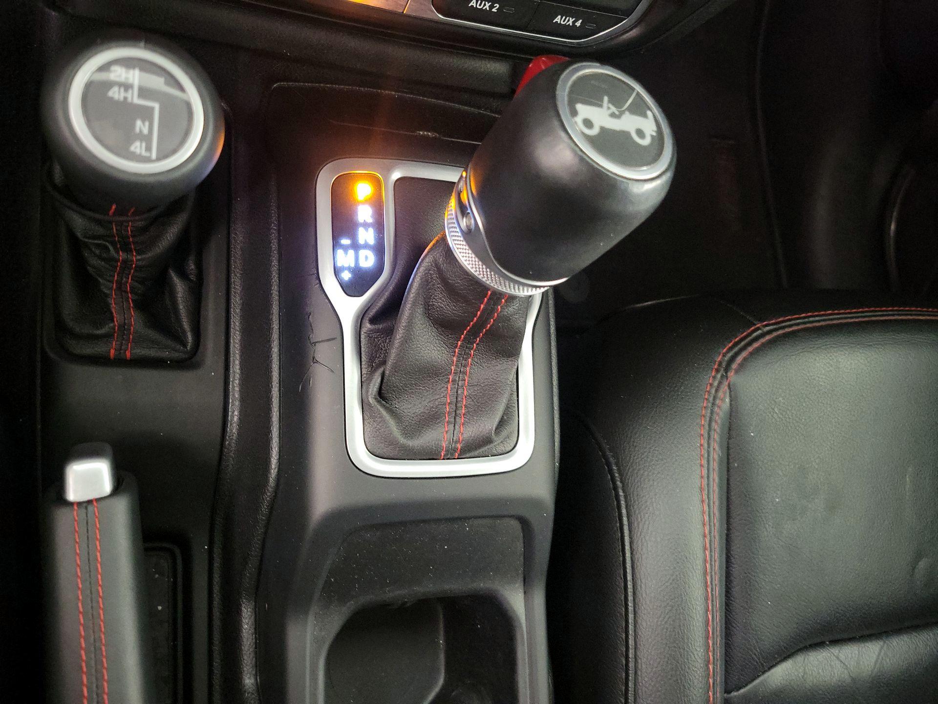 Thumbnail: 2018 Jeep Wrangler - 18