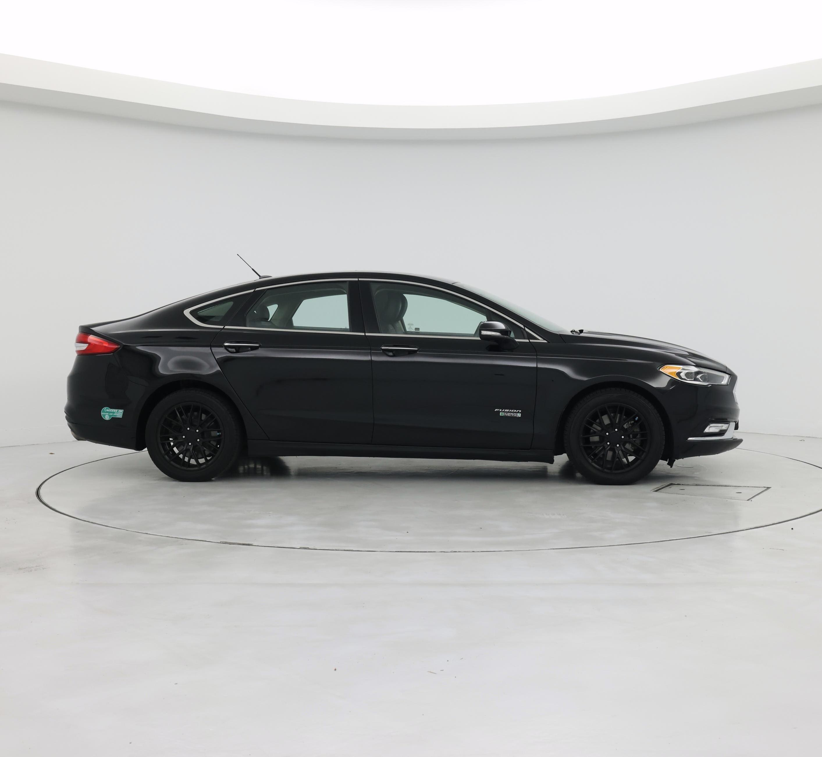 Thumbnail: 2017 Ford Fusion - 7