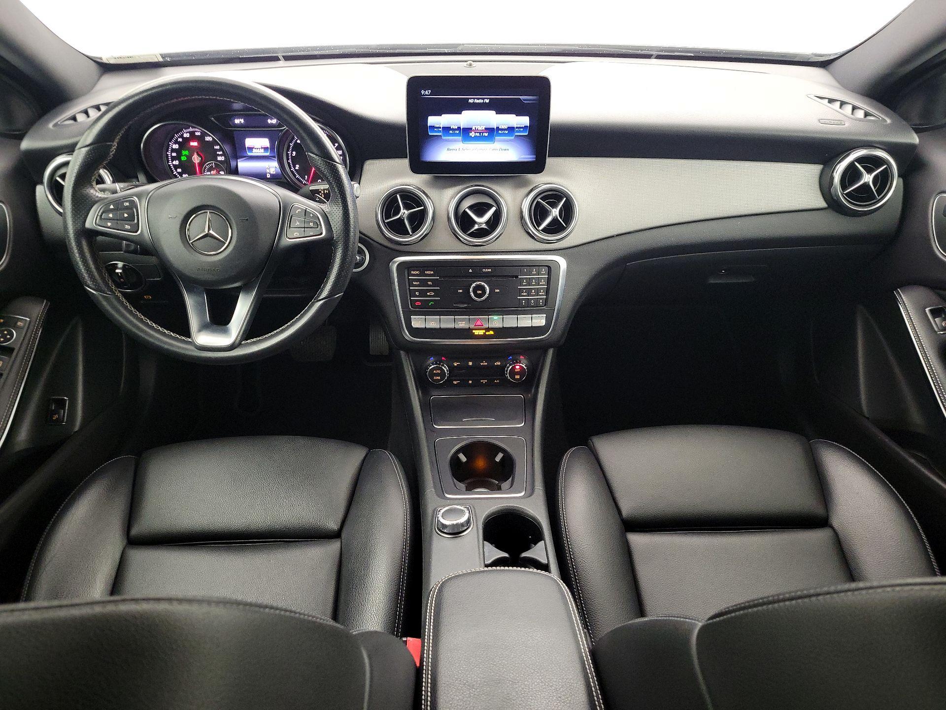 Thumbnail: 2018 Mercedes-Benz GLA - 9