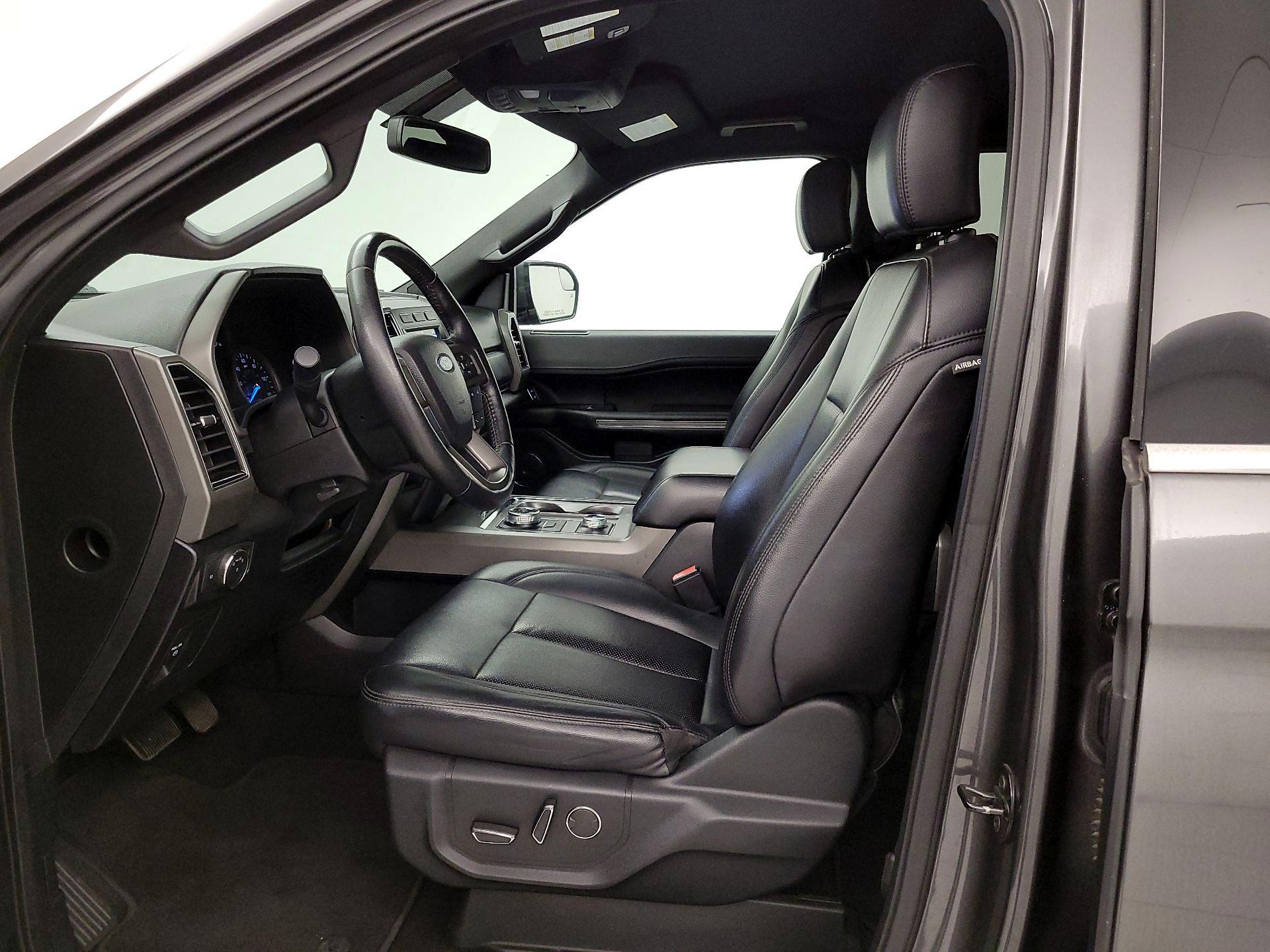 Thumbnail: 2019 Ford Expedition - 11