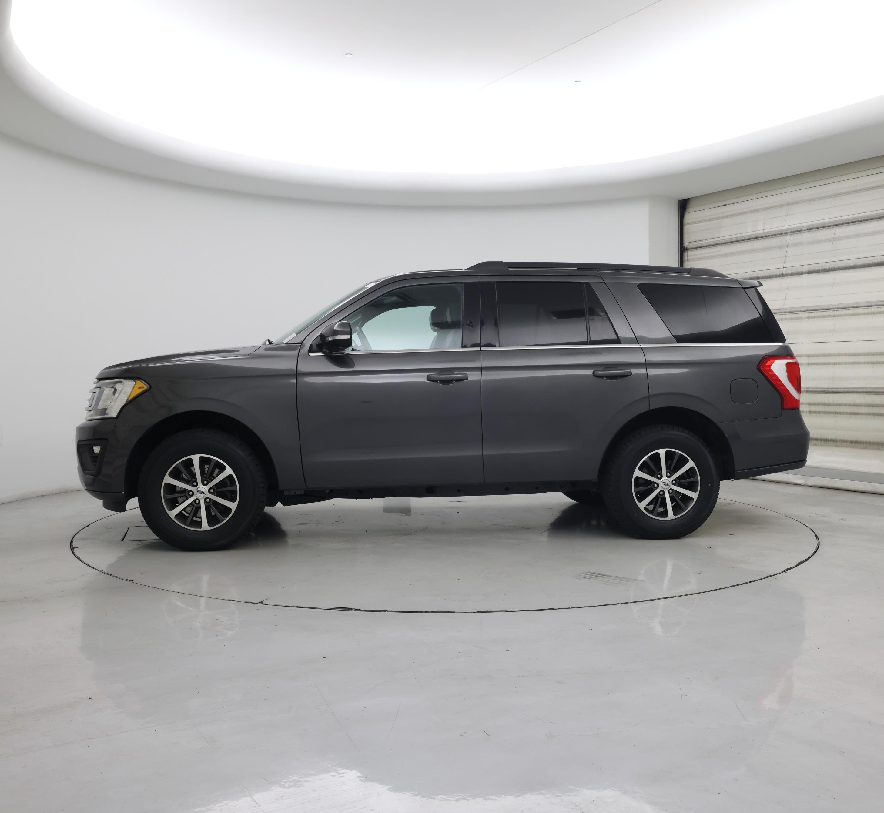 Thumbnail: 2019 Ford Expedition - 3