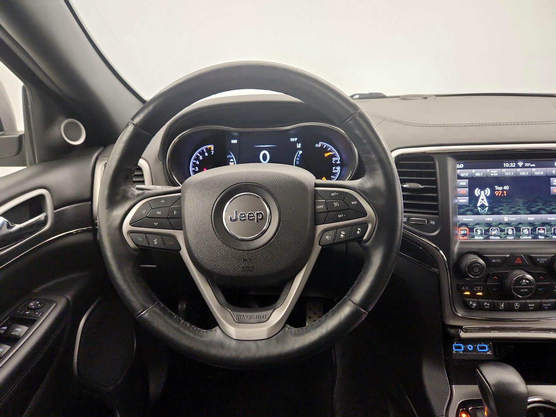 Thumbnail: 2018 Jeep Grand Cherokee - 10