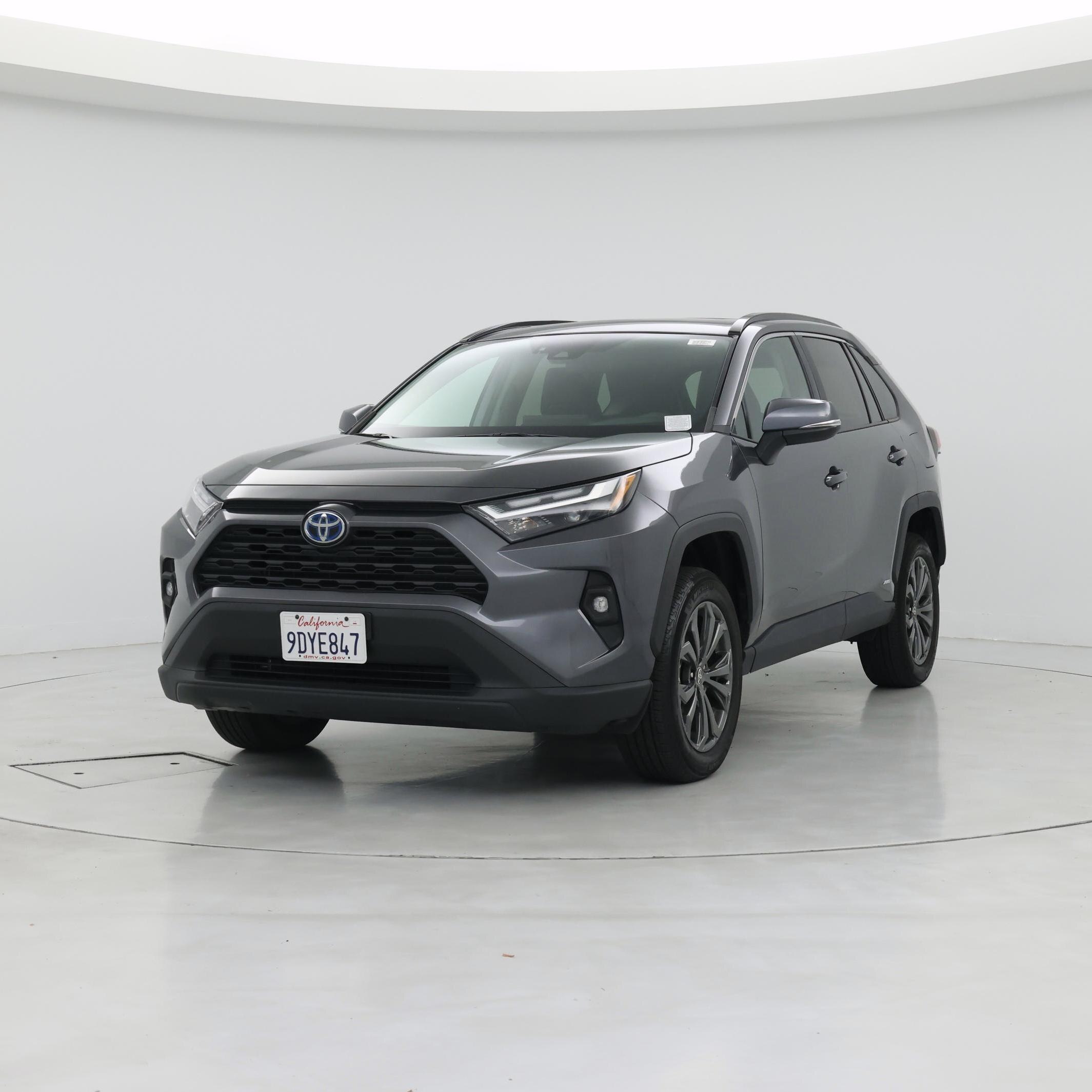 Thumbnail: 2022 Toyota RAV4 - 4