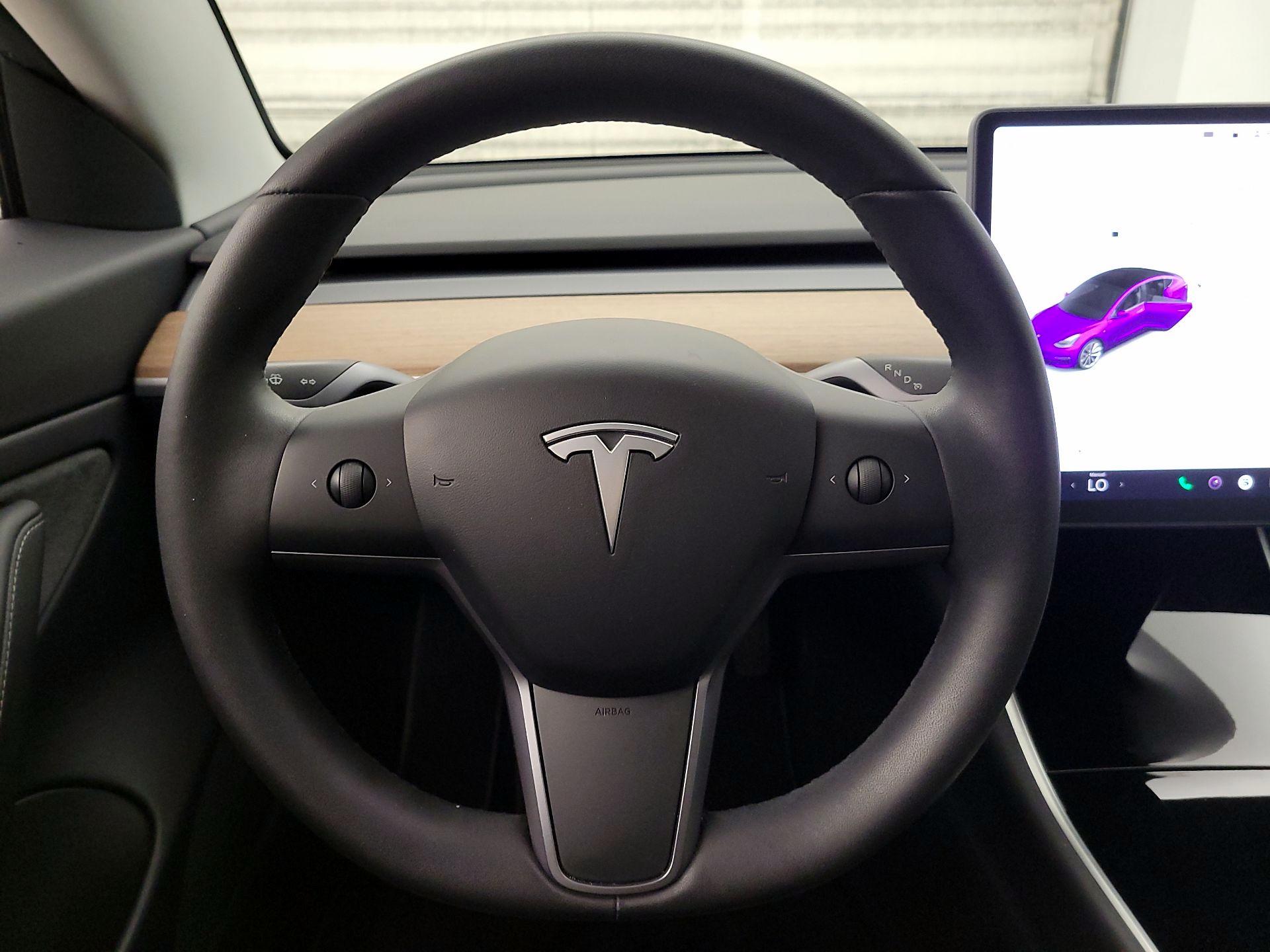 Thumbnail: 2020 Tesla Model 3 - 10