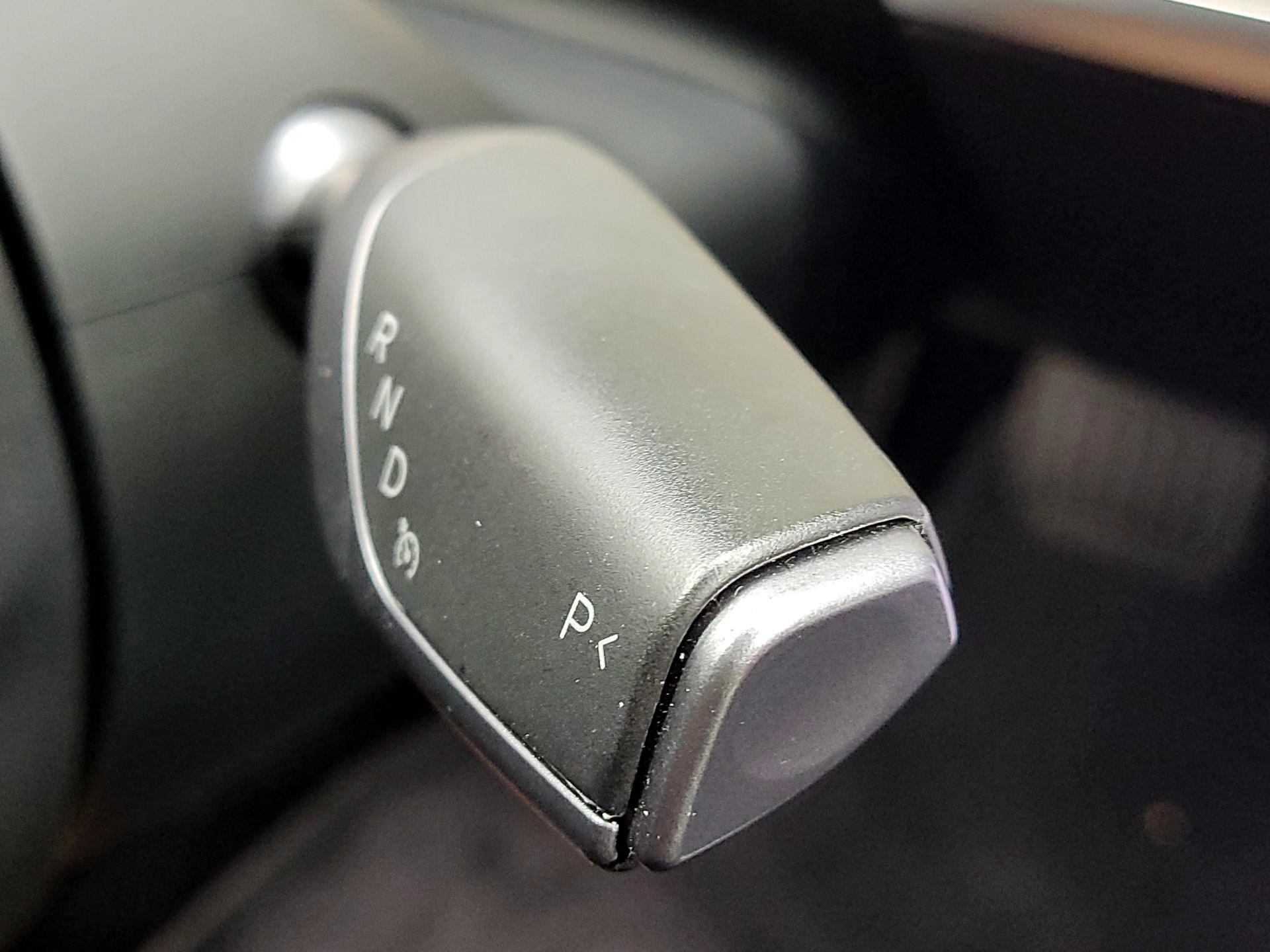 Thumbnail: 2020 Tesla Model 3 - 17