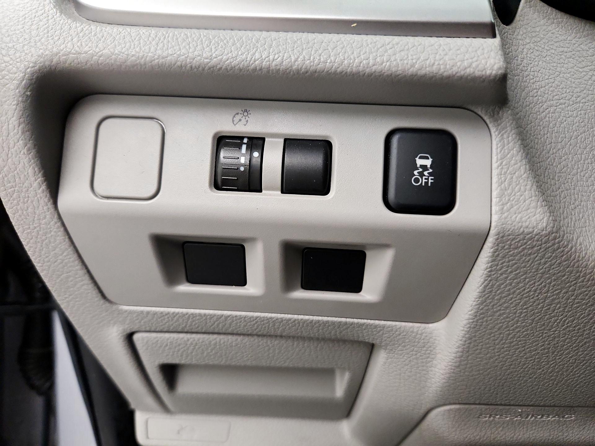 Thumbnail: 2015 Subaru Forester - 13