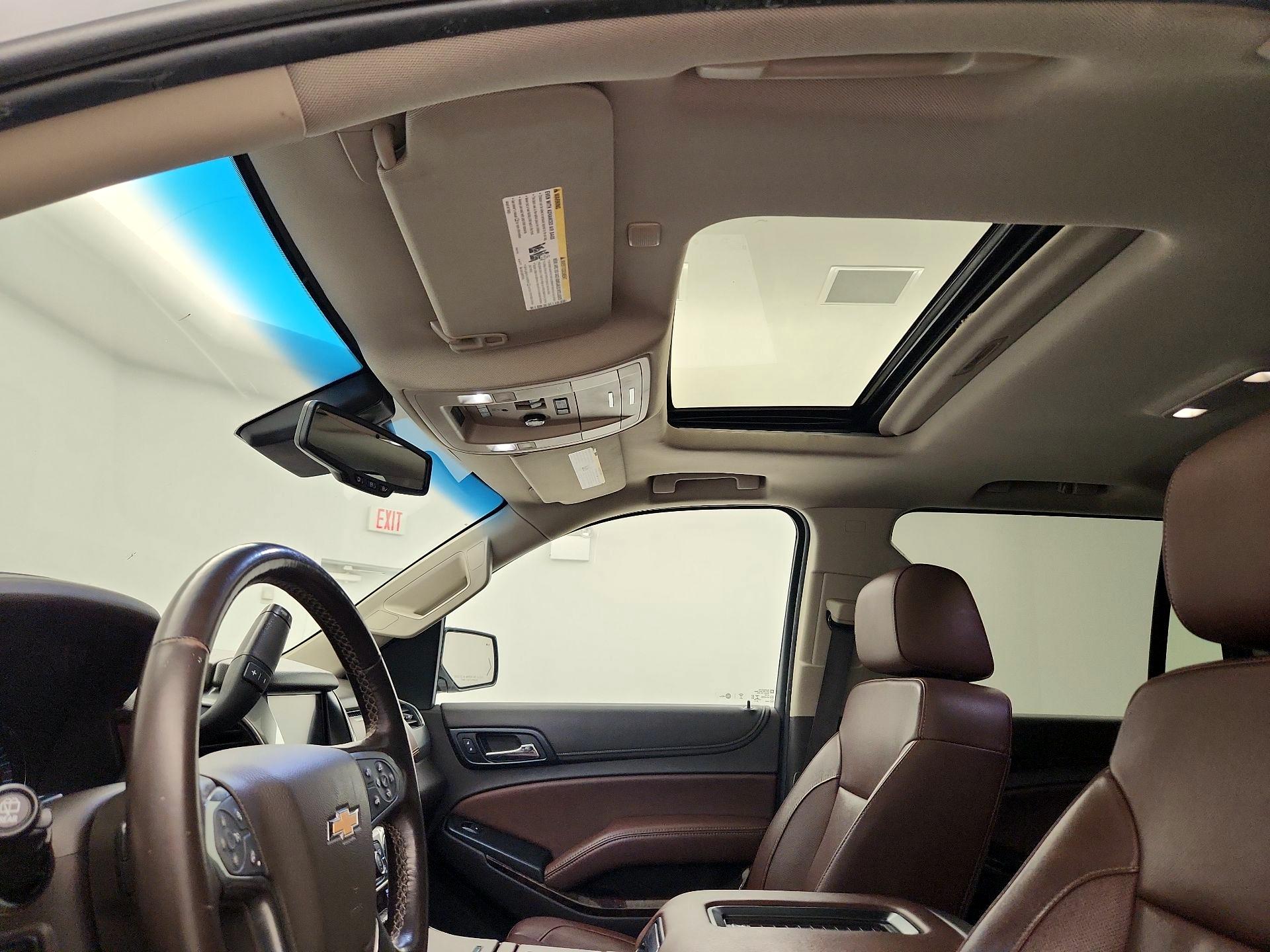 Thumbnail: 2019 Chevrolet Tahoe - 20