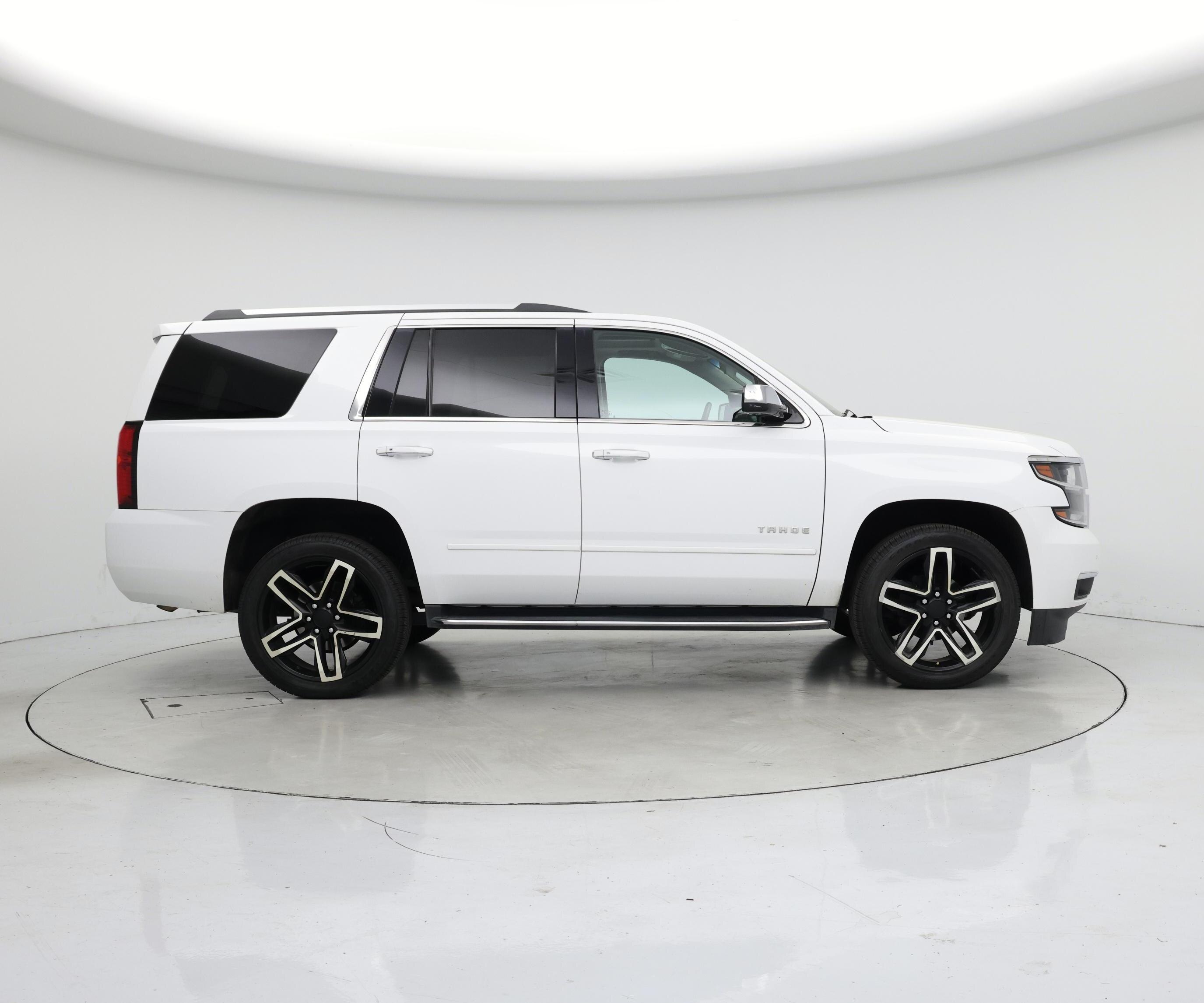 Thumbnail: 2019 Chevrolet Tahoe - 7