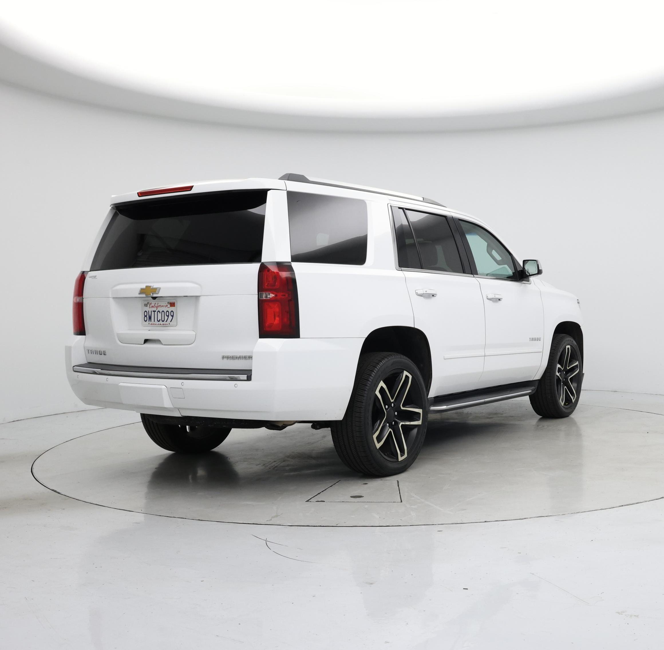 Thumbnail: 2019 Chevrolet Tahoe - 8