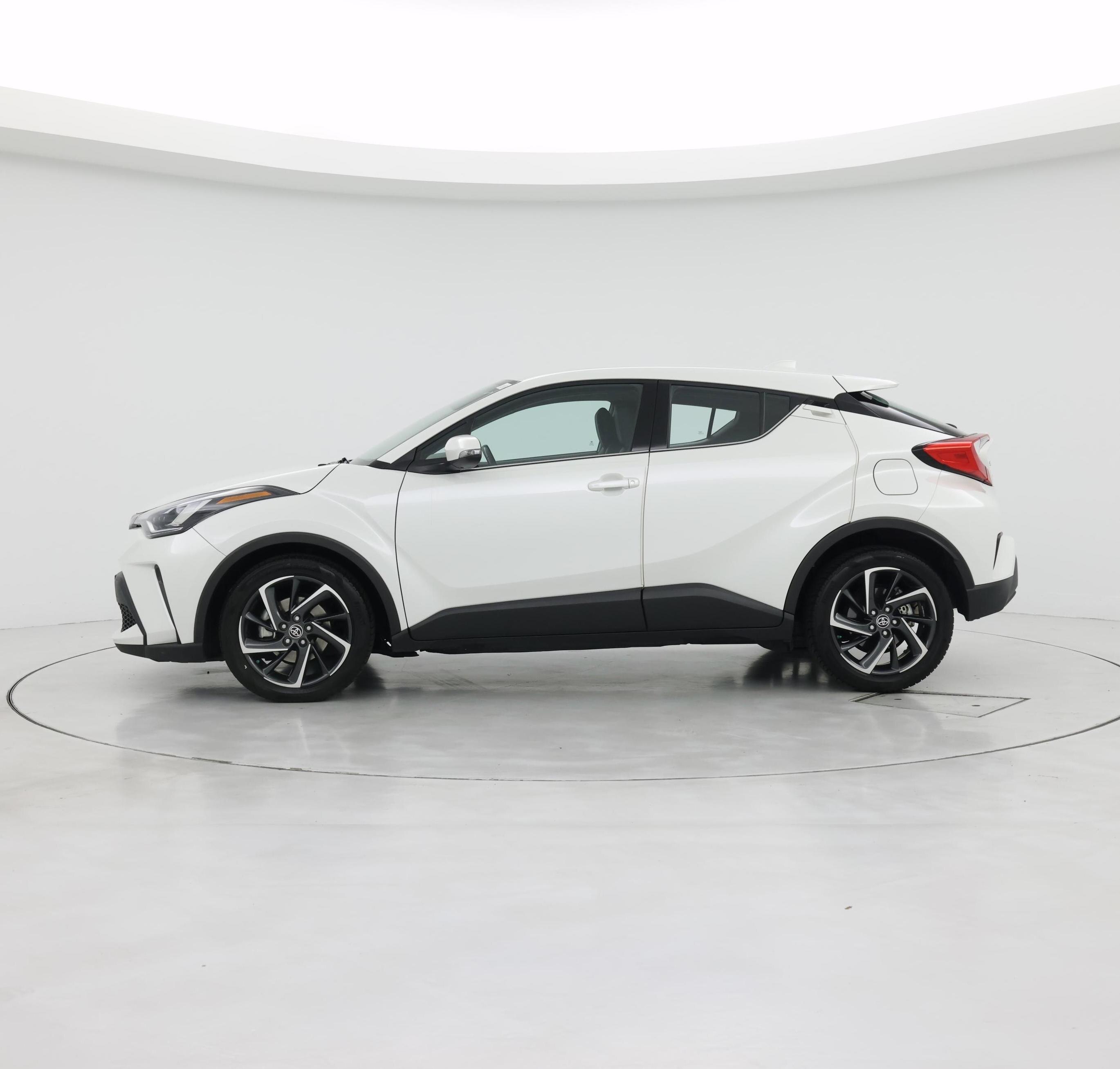 Thumbnail: 2021 Toyota C-HR - 3
