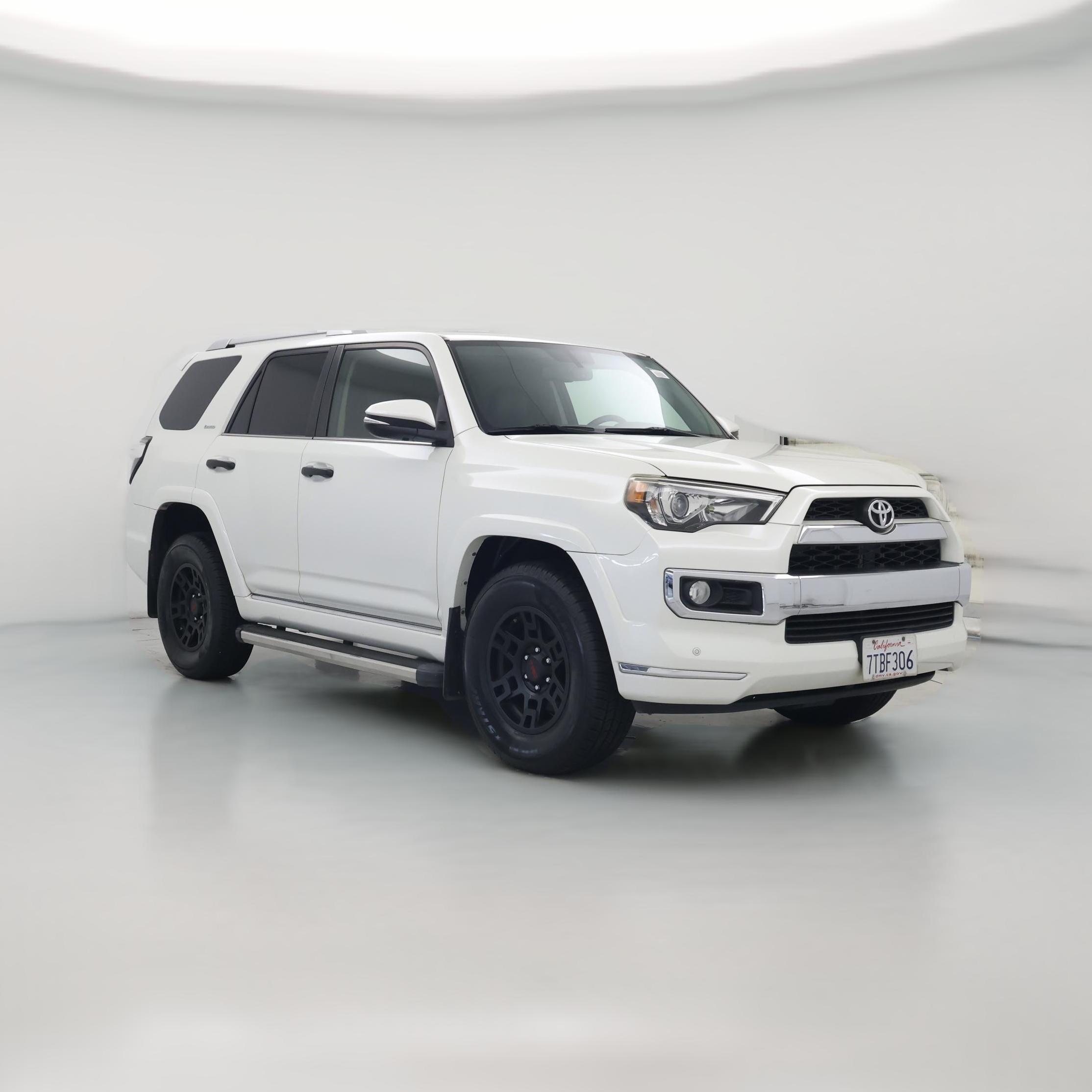 Thumbnail: 2015 Toyota 4Runner - 1