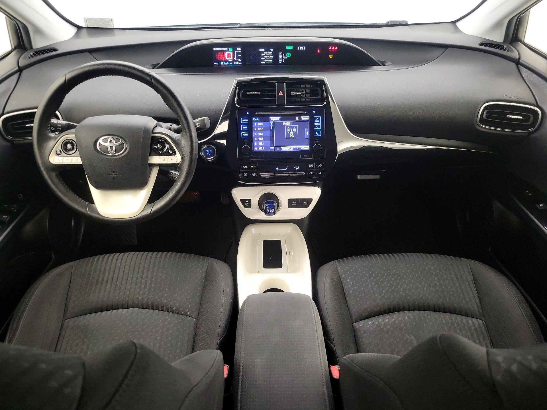 Thumbnail: 2017 Toyota Prius - 9