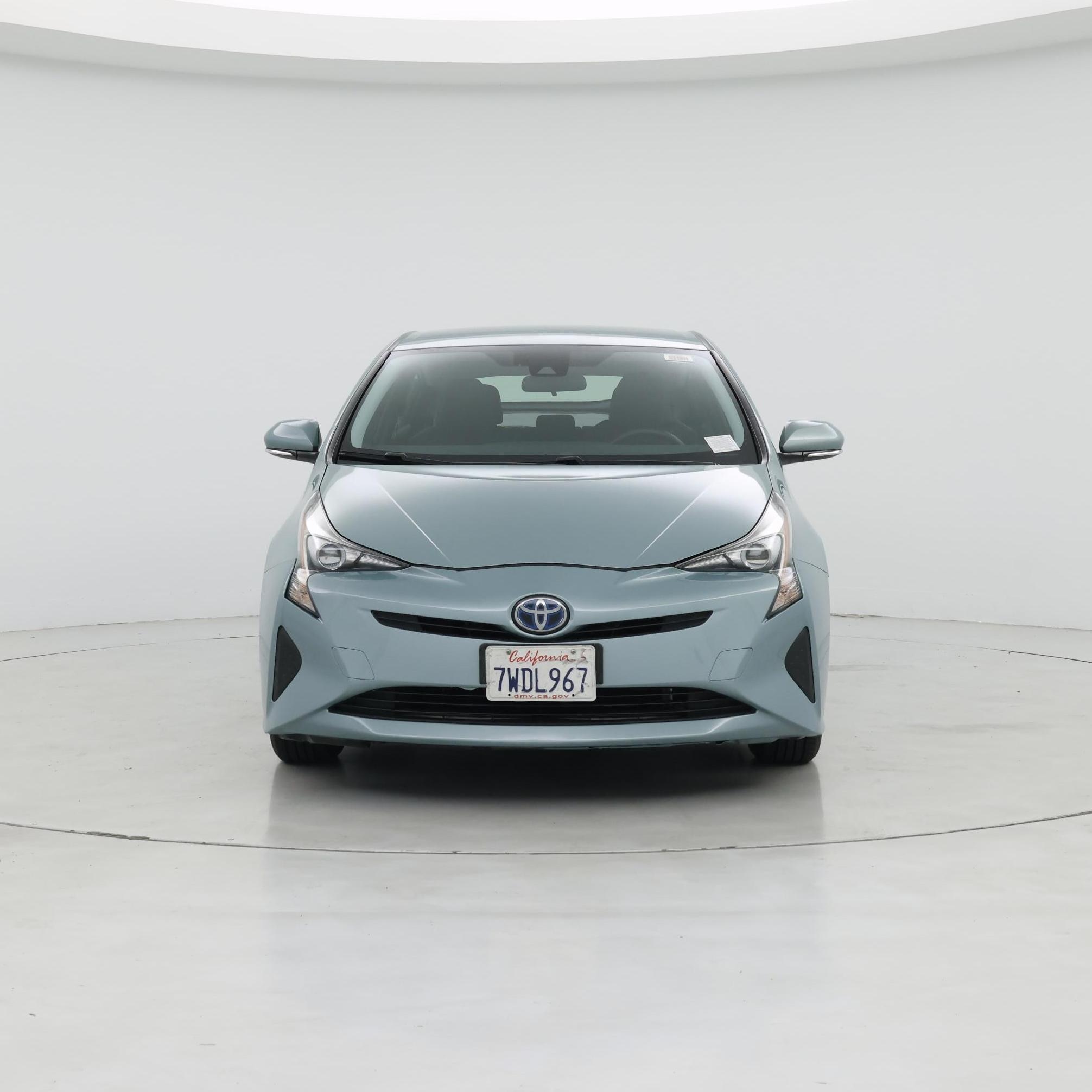 Thumbnail: 2017 Toyota Prius - 5