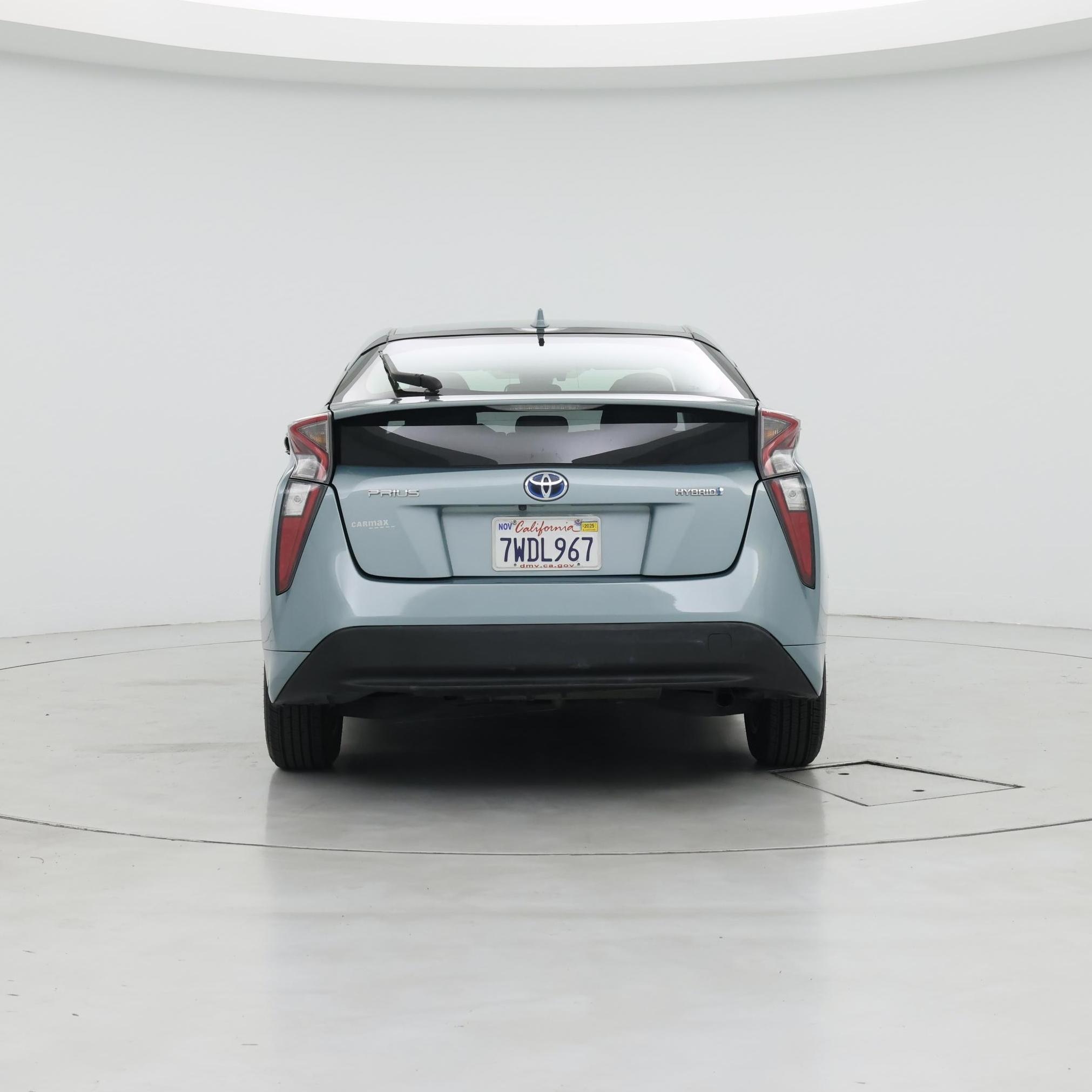 Thumbnail: 2017 Toyota Prius - 6