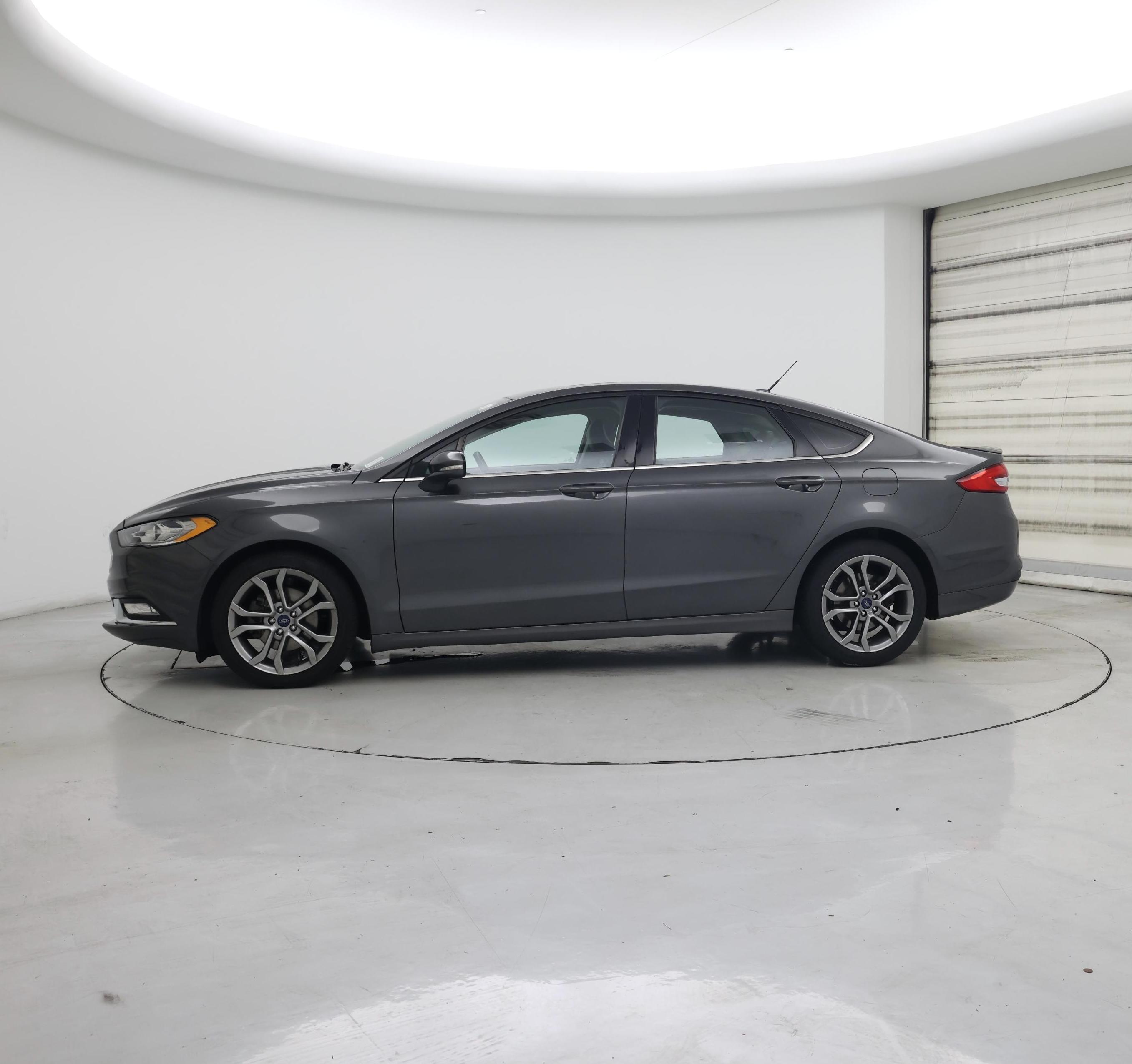 Thumbnail: 2017 Ford Fusion - 3