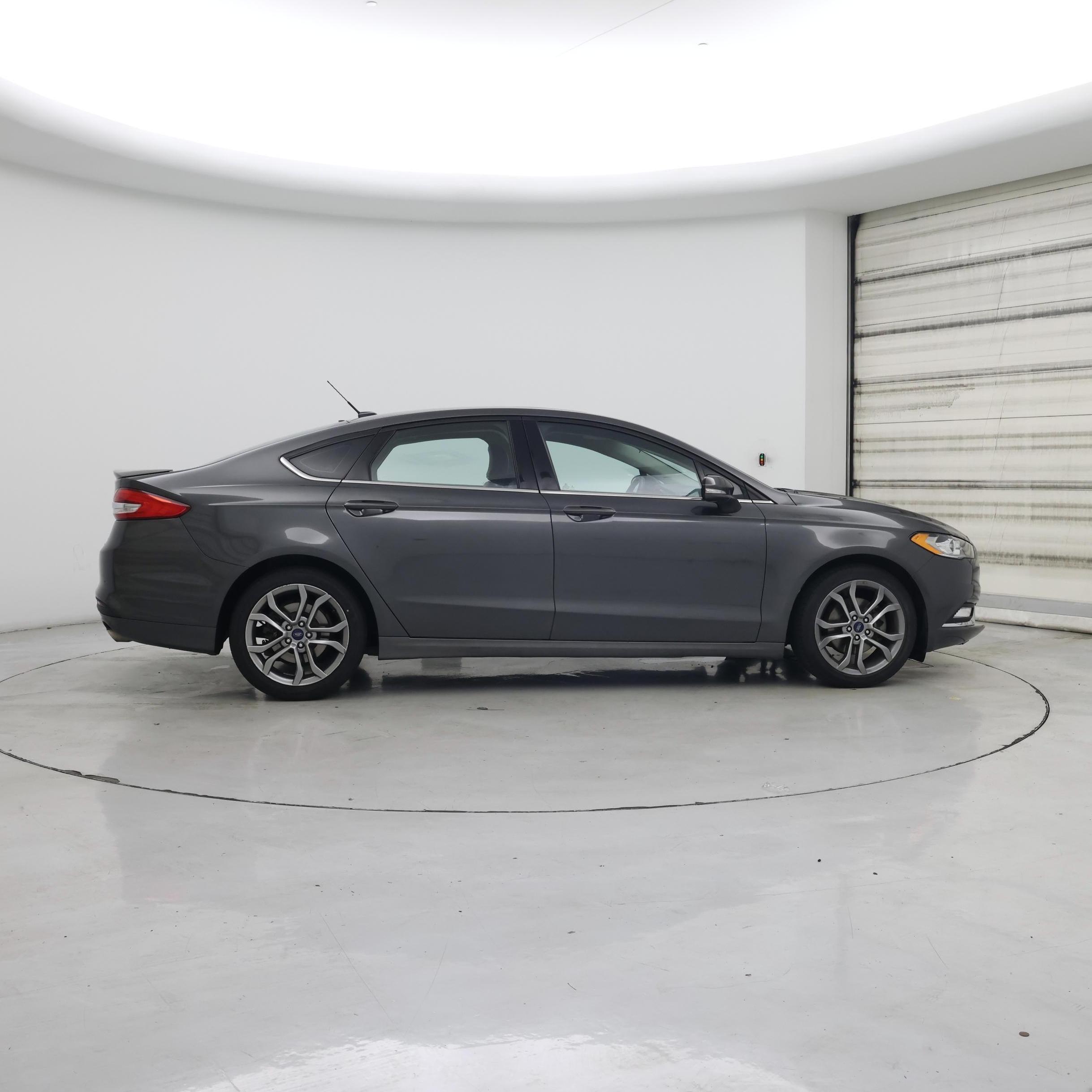 Thumbnail: 2017 Ford Fusion - 7