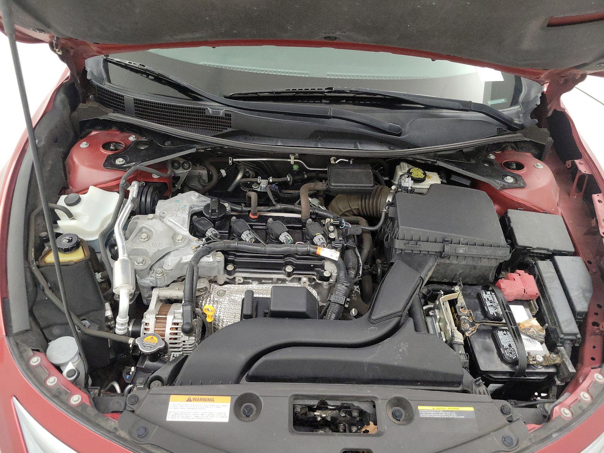 Thumbnail: 2015 Nissan Altima - 20
