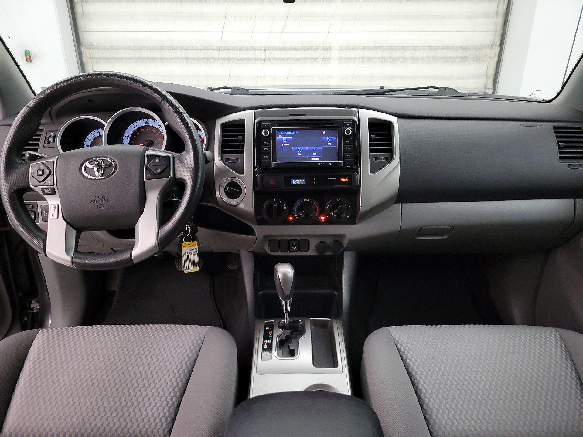 Thumbnail: 2014 Toyota Tacoma - 9
