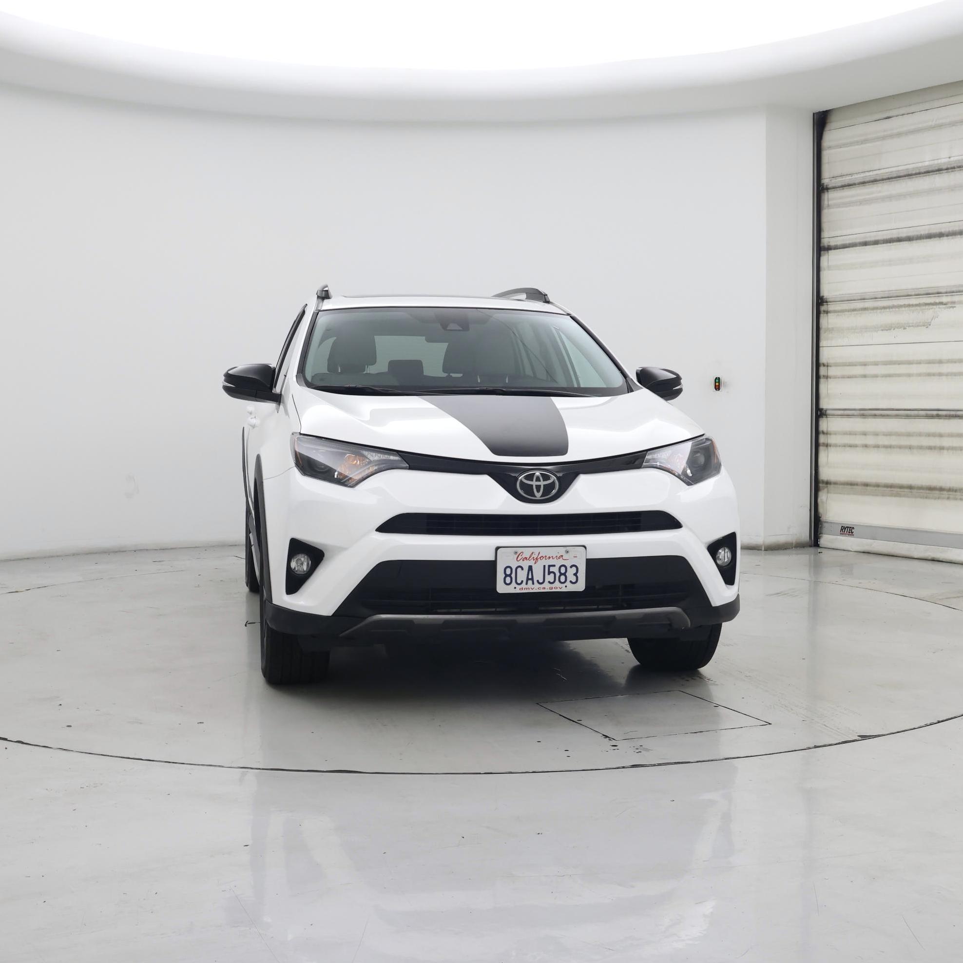 Thumbnail: 2018 Toyota RAV4 - 5