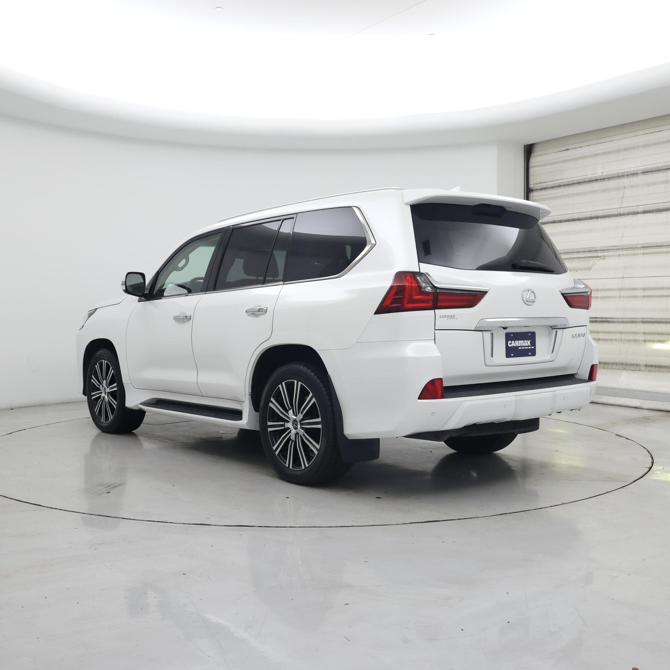 Thumbnail: 2020 Lexus LX - 2