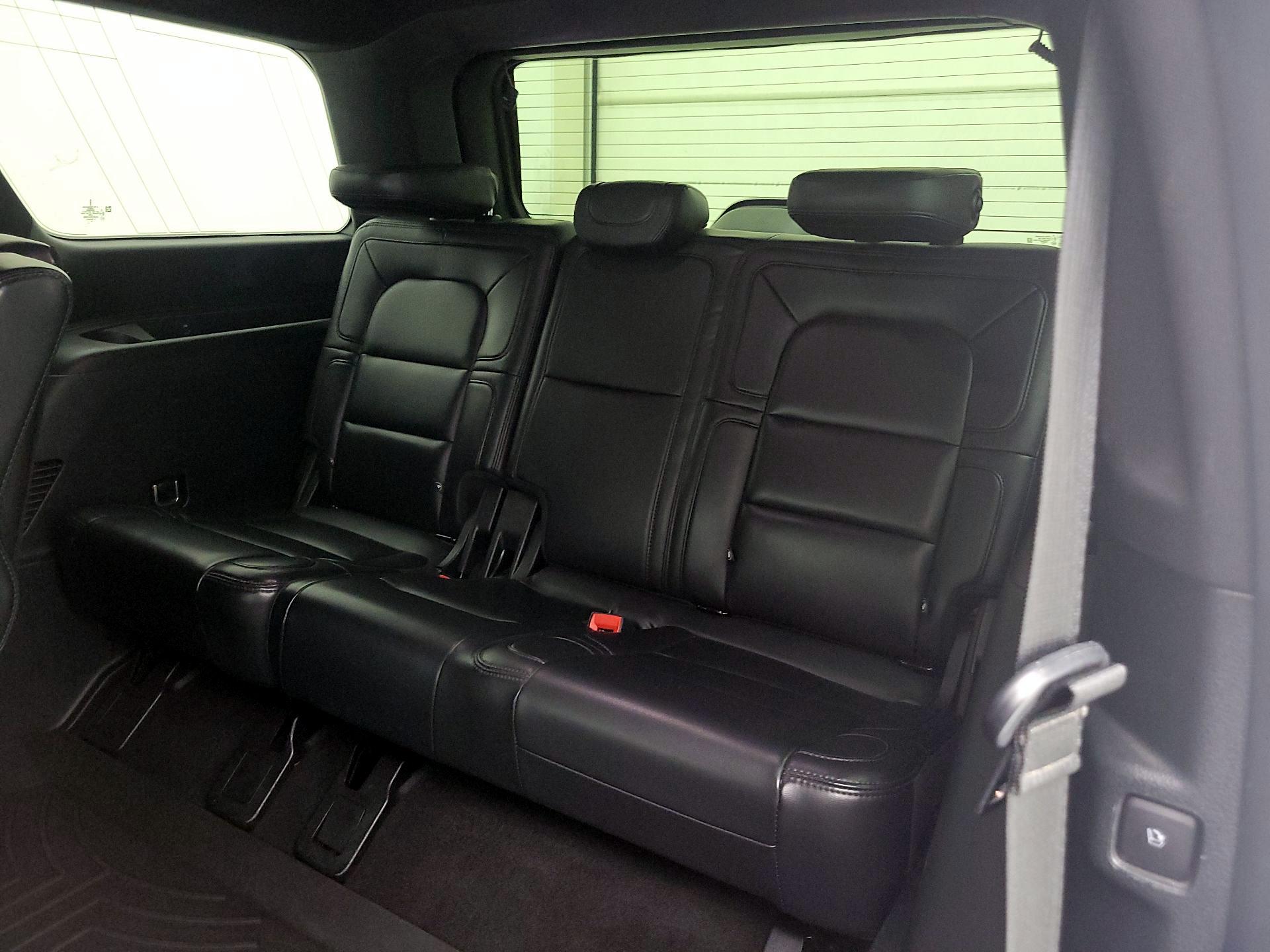 Thumbnail: 2020 Lincoln Navigator - 20