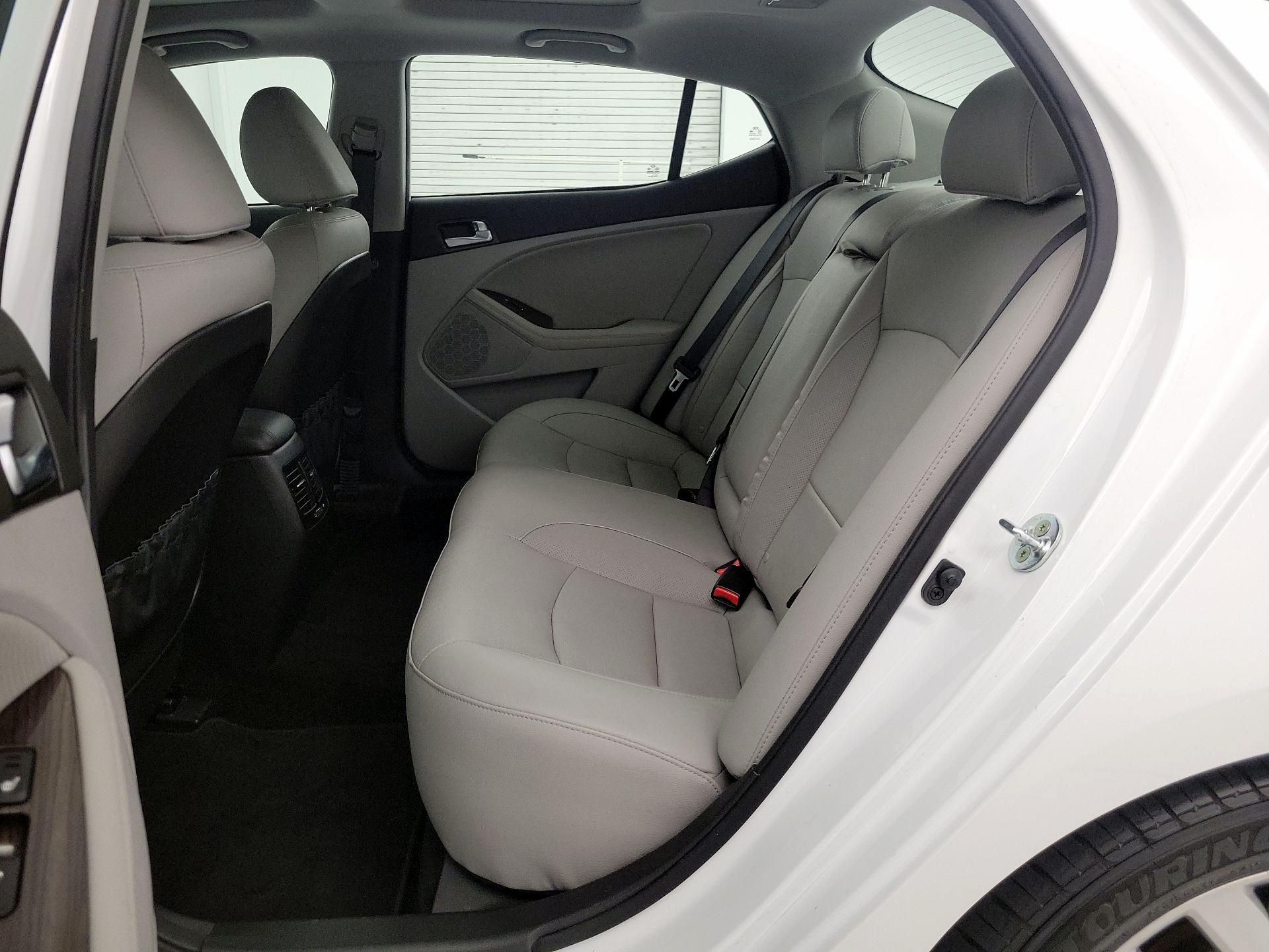 Thumbnail: 2015 Kia Optima - 19