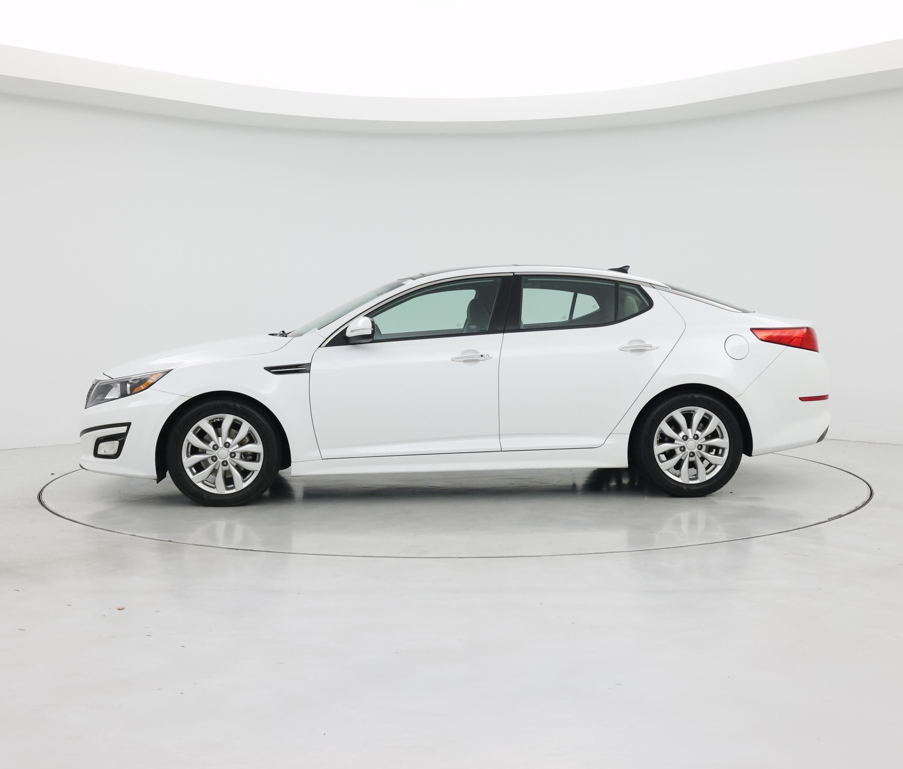 Thumbnail: 2015 Kia Optima - 3