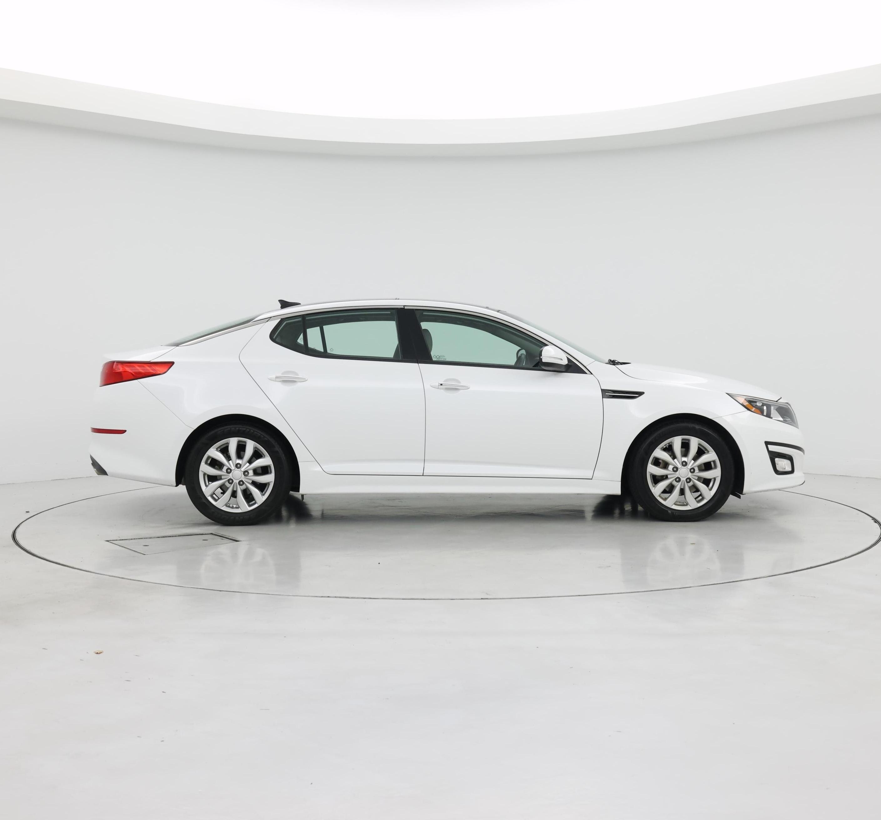 Thumbnail: 2015 Kia Optima - 7