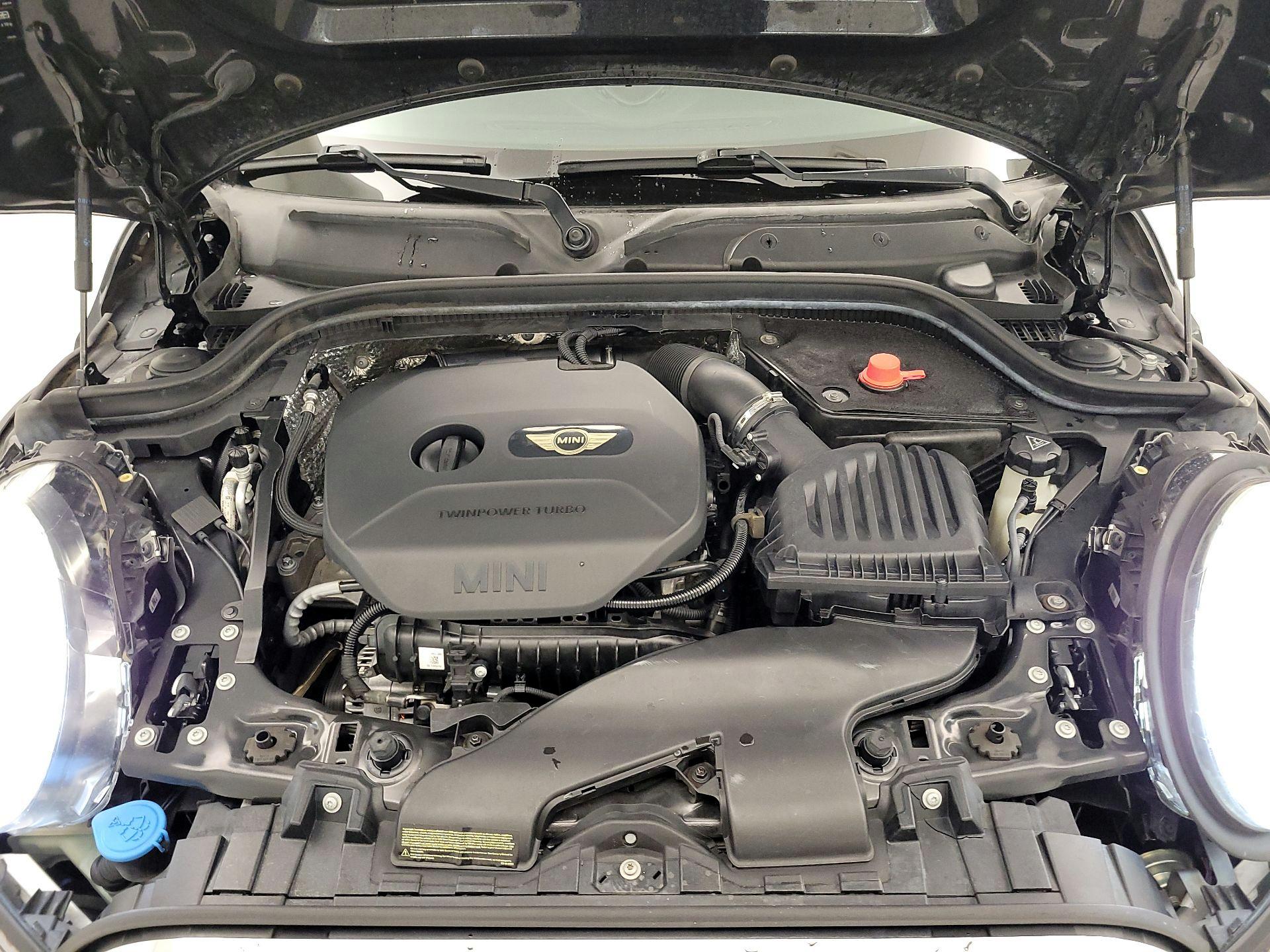 Thumbnail: 2015 MINI Cooper Hardtop - 20