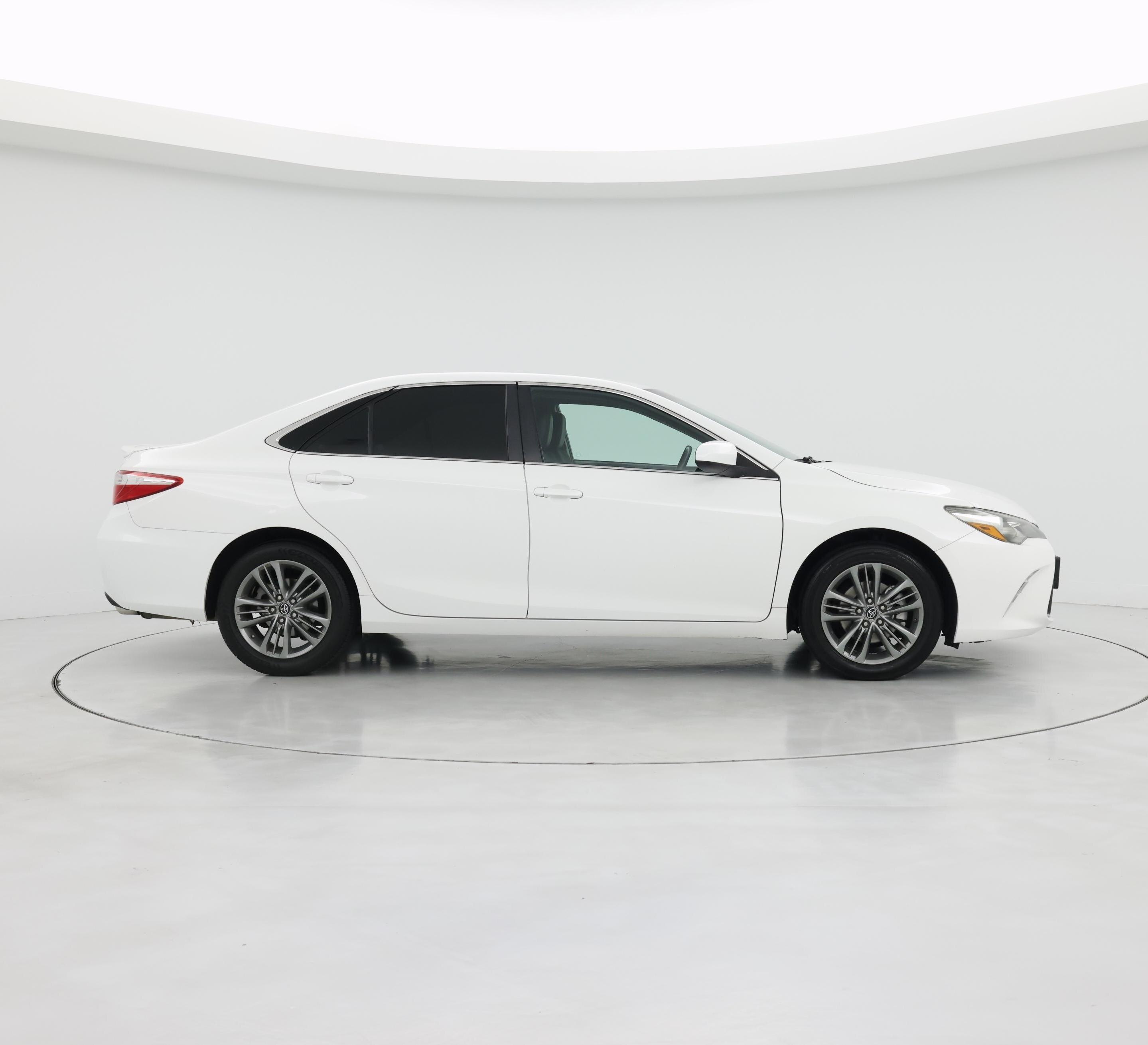 Thumbnail: 2017 Toyota Camry - 7