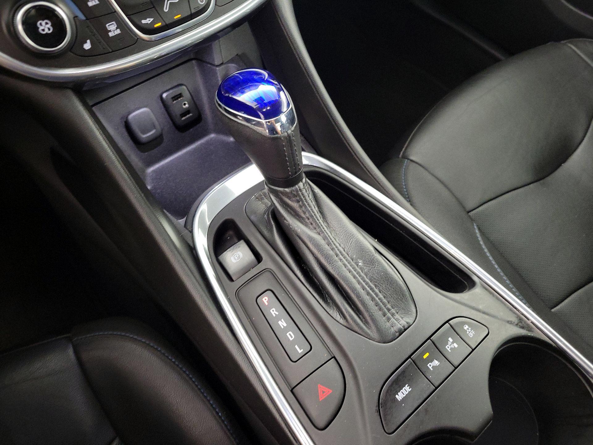 Thumbnail: 2016 Chevrolet Volt - 18