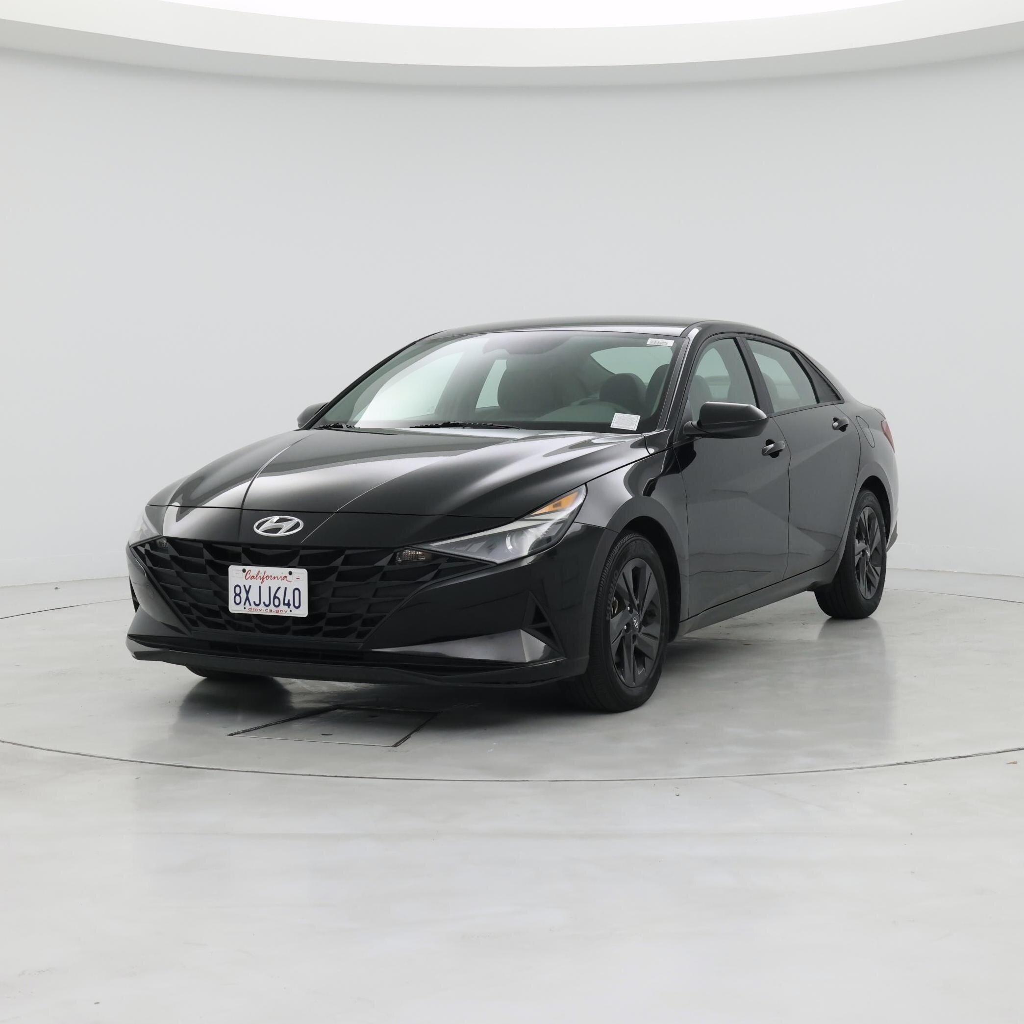 Thumbnail: 2021 Hyundai Elantra - 4