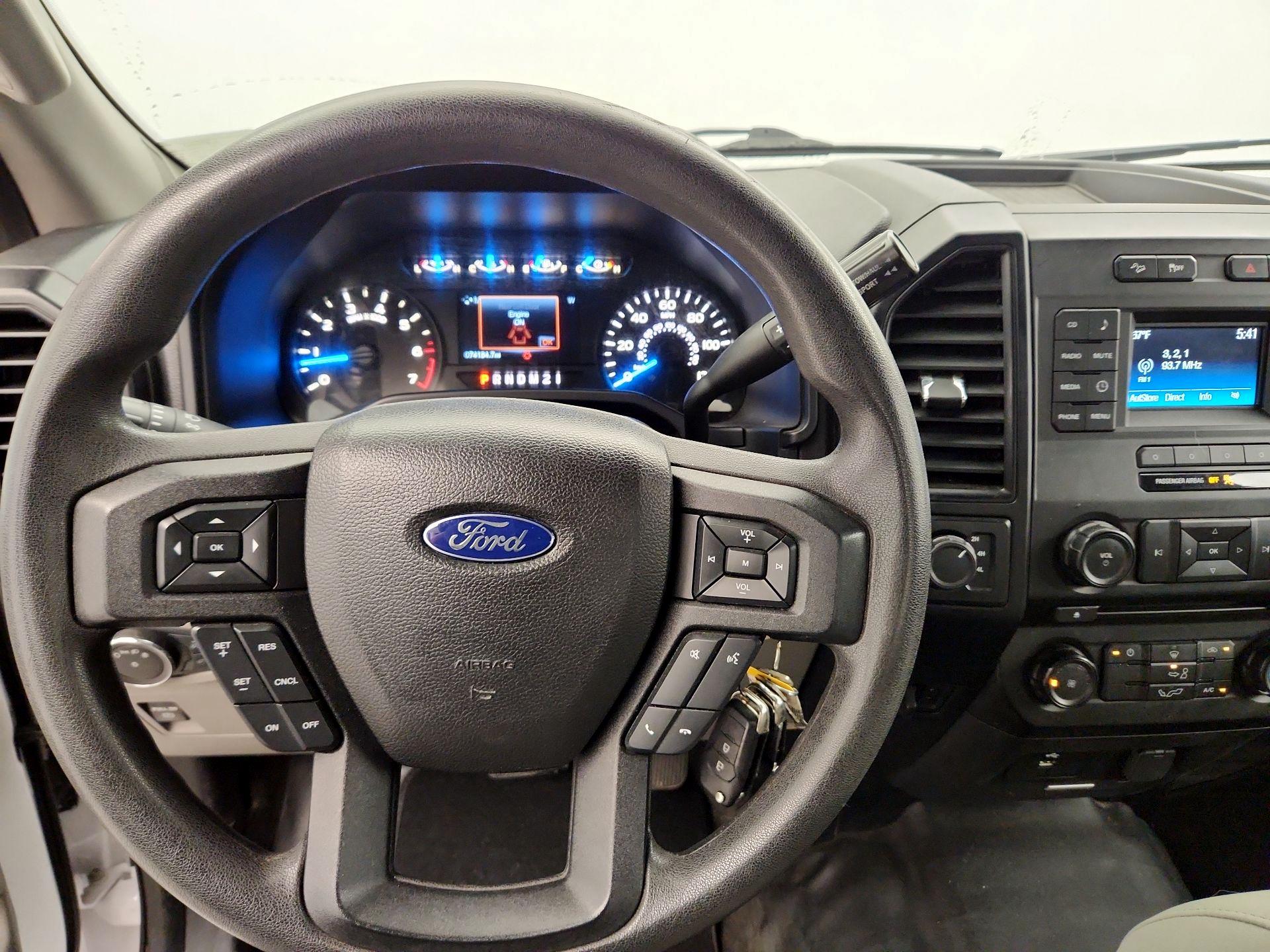 Thumbnail: 2016 Ford F-150 - 10