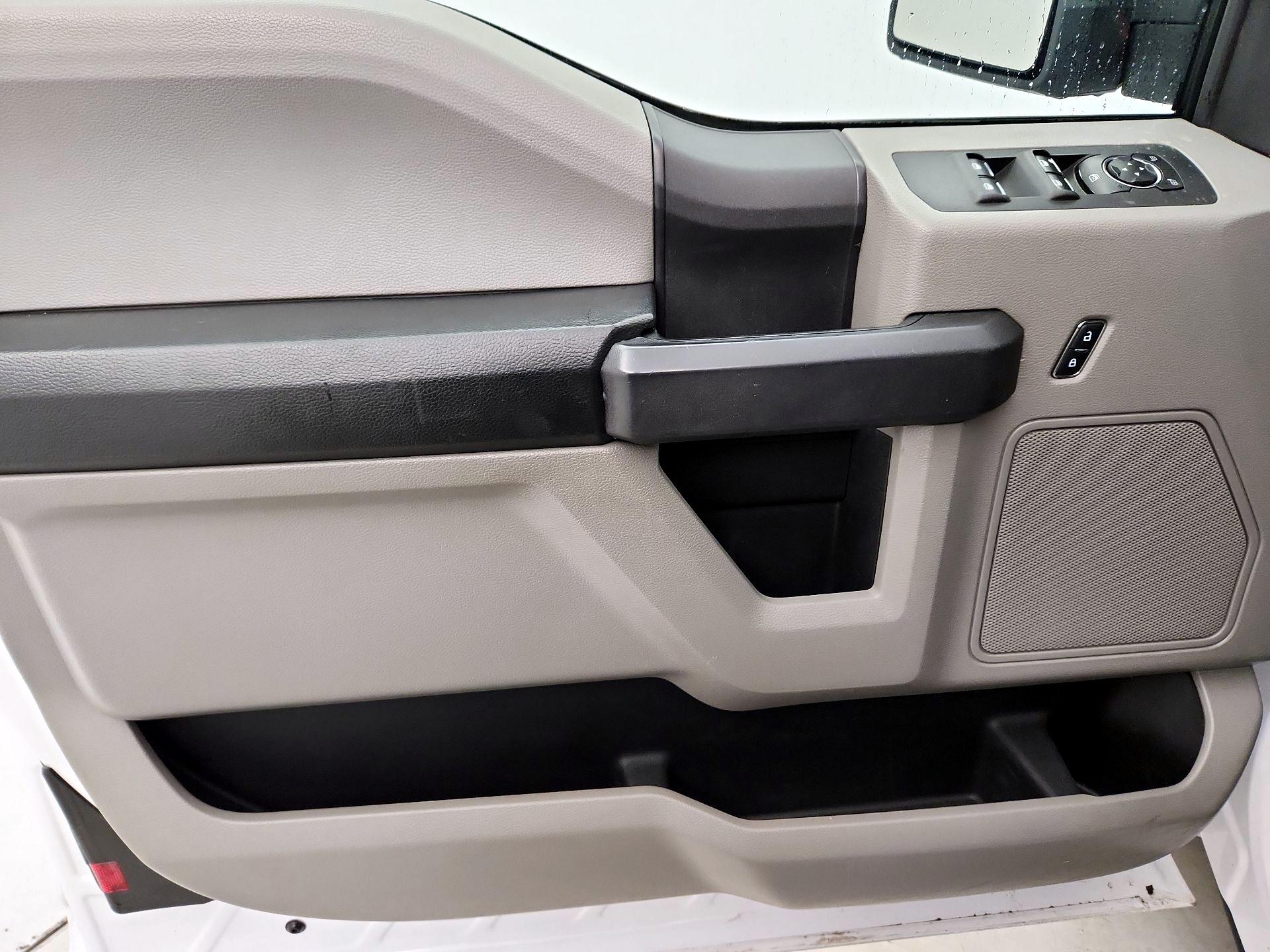 Thumbnail: 2016 Ford F-150 - 12