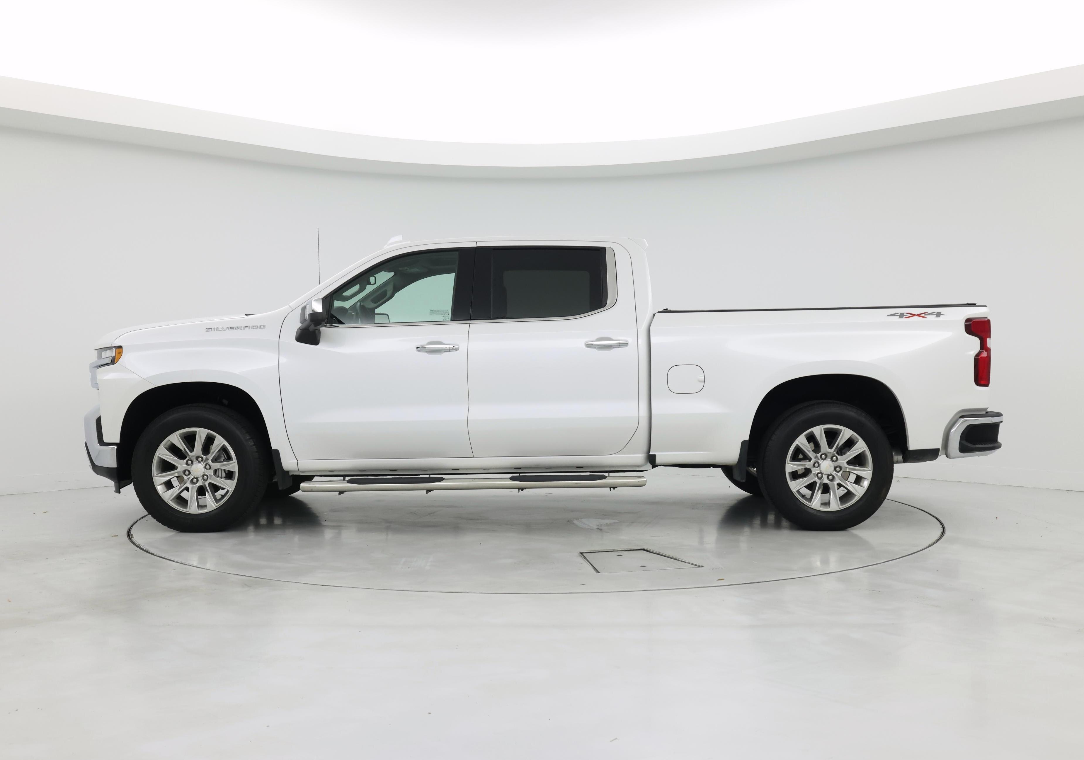 Thumbnail: 2022 Chevrolet Silverado 1500 - 3