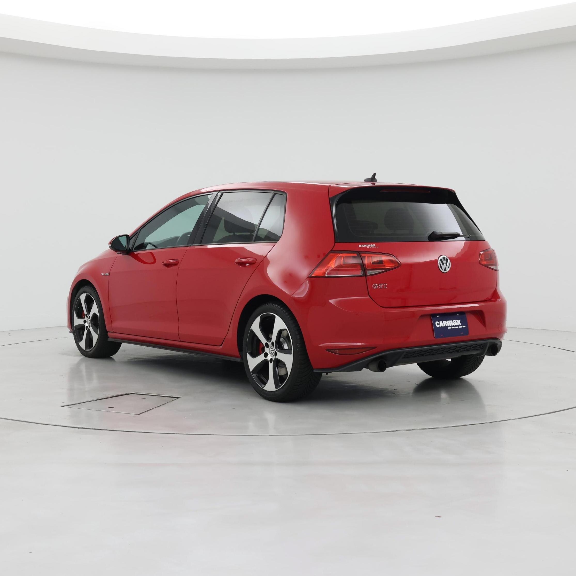 Thumbnail: 2016 Volkswagen Golf - 2