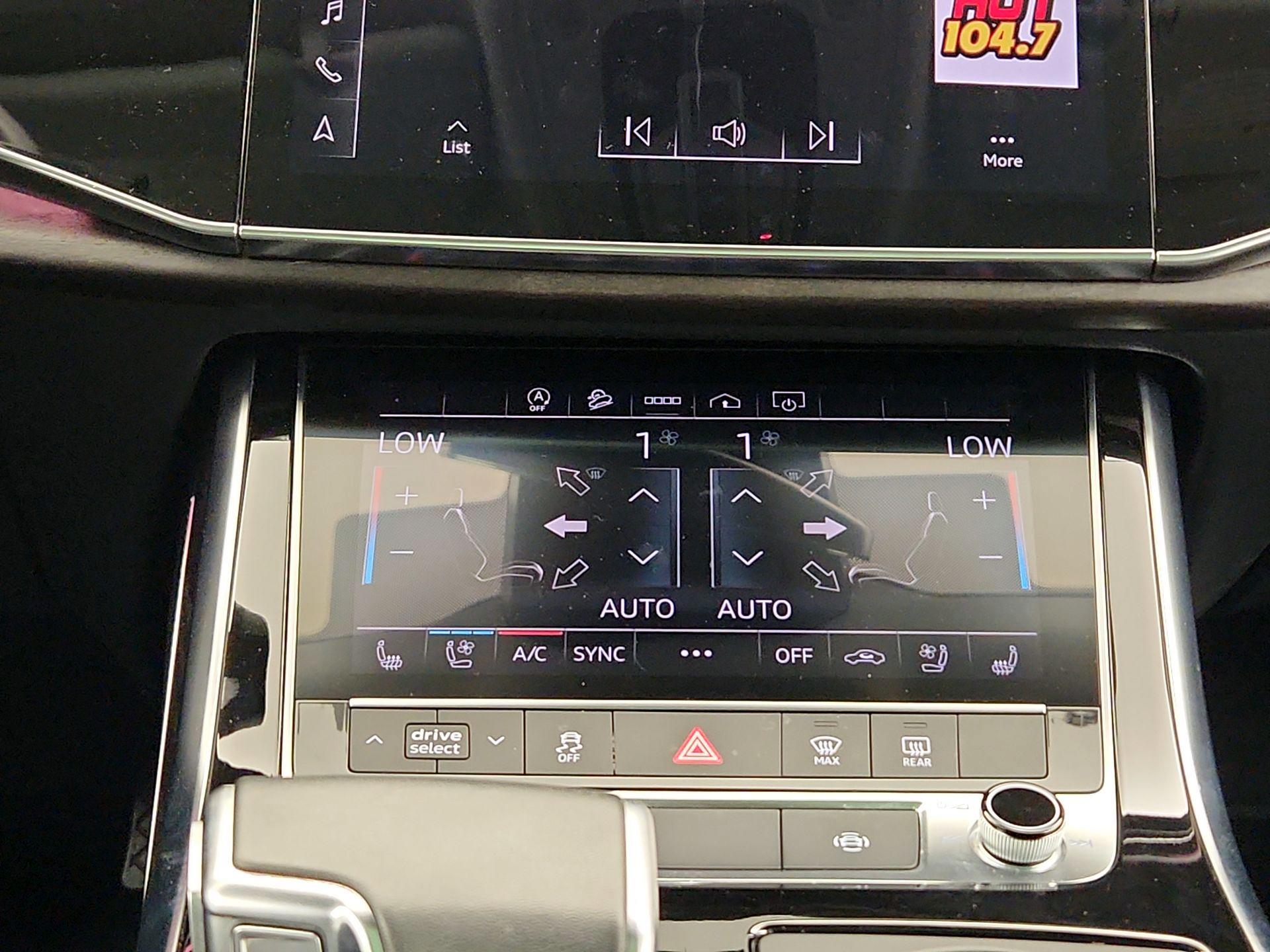 Thumbnail: 2023 Audi Q8 - 17