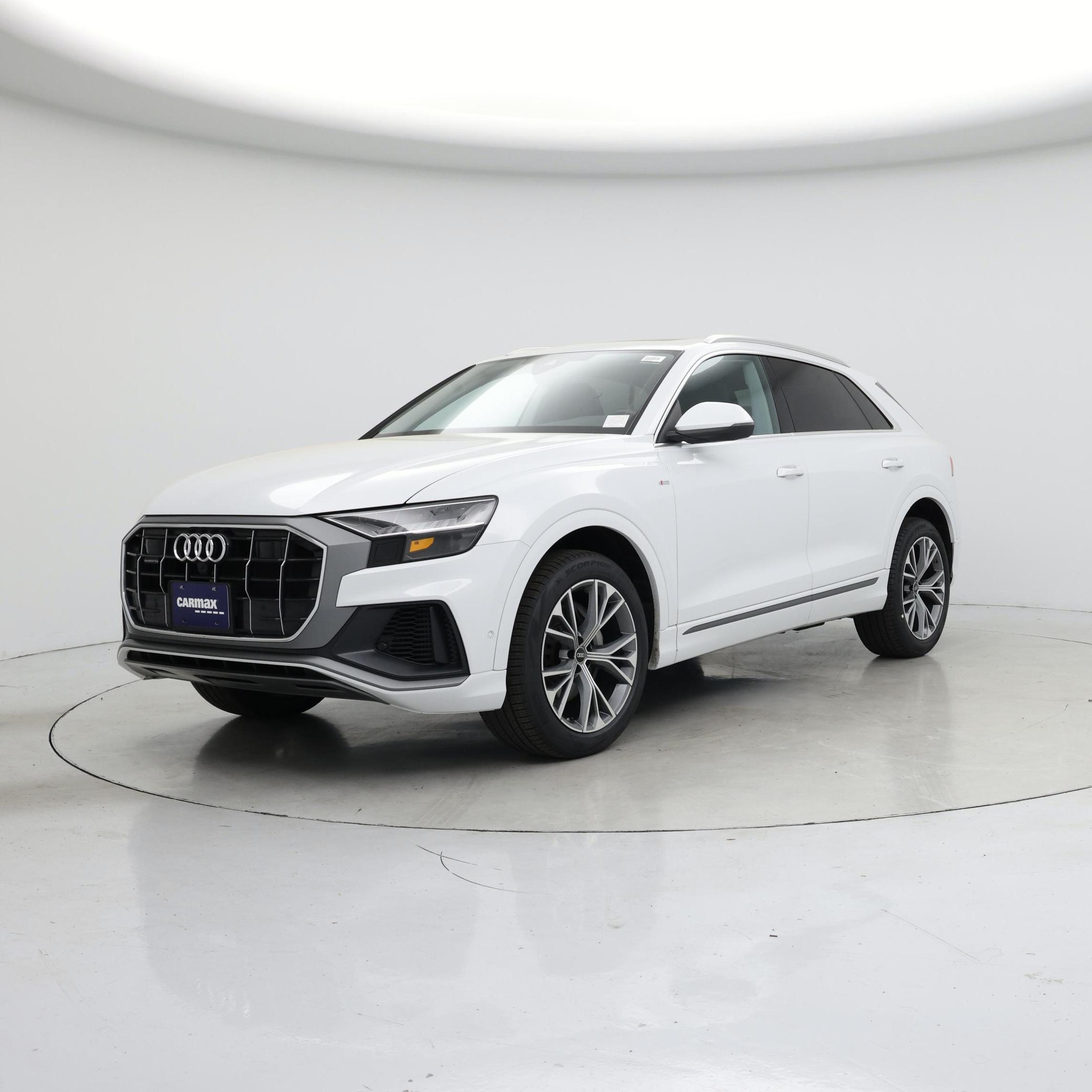 Thumbnail: 2023 Audi Q8 - 4