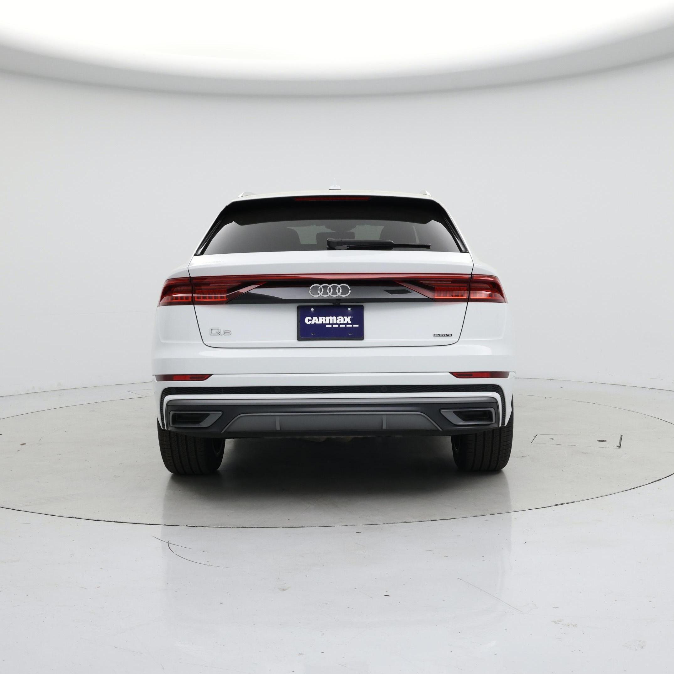 Thumbnail: 2023 Audi Q8 - 6