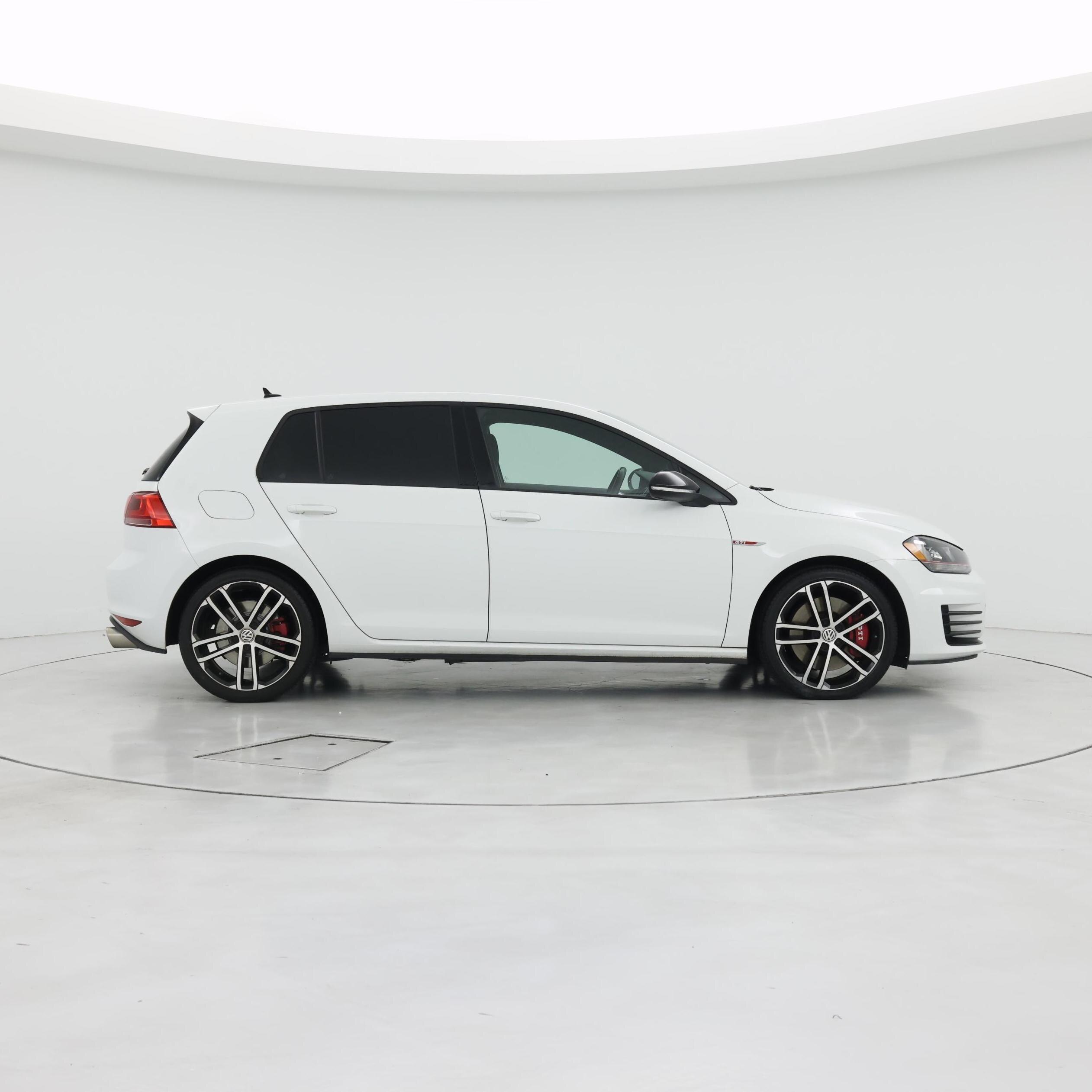 Thumbnail: 2017 Volkswagen Golf - 7