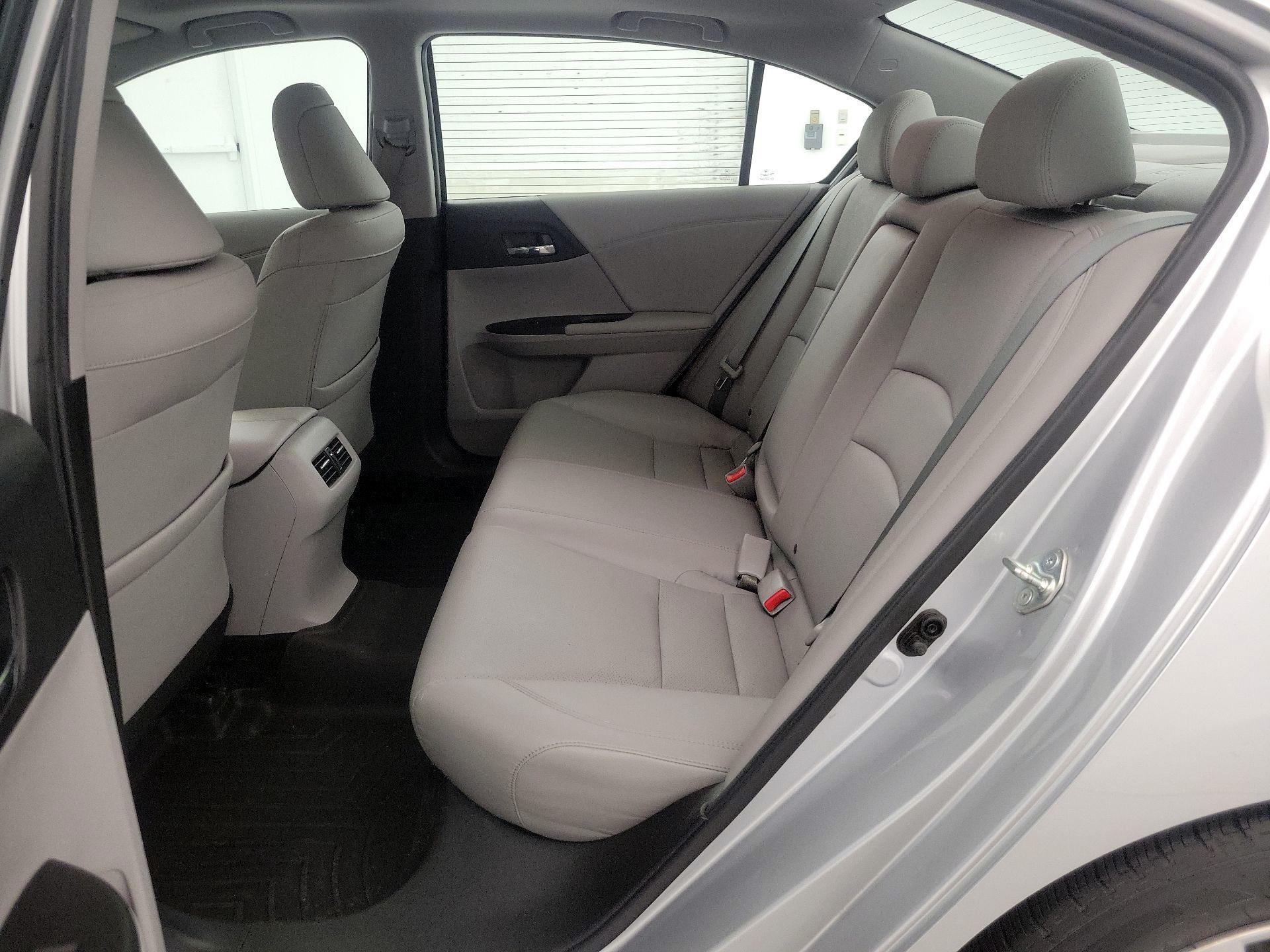 Thumbnail: 2015 Honda Accord - 19