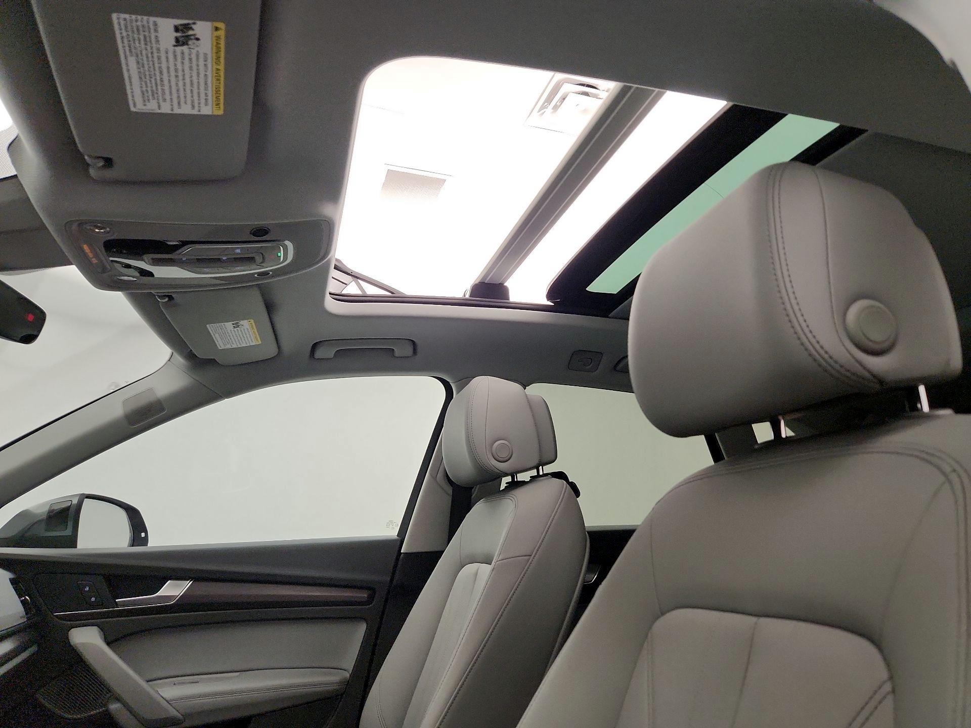 Thumbnail: 2022 Audi Q5 - 20