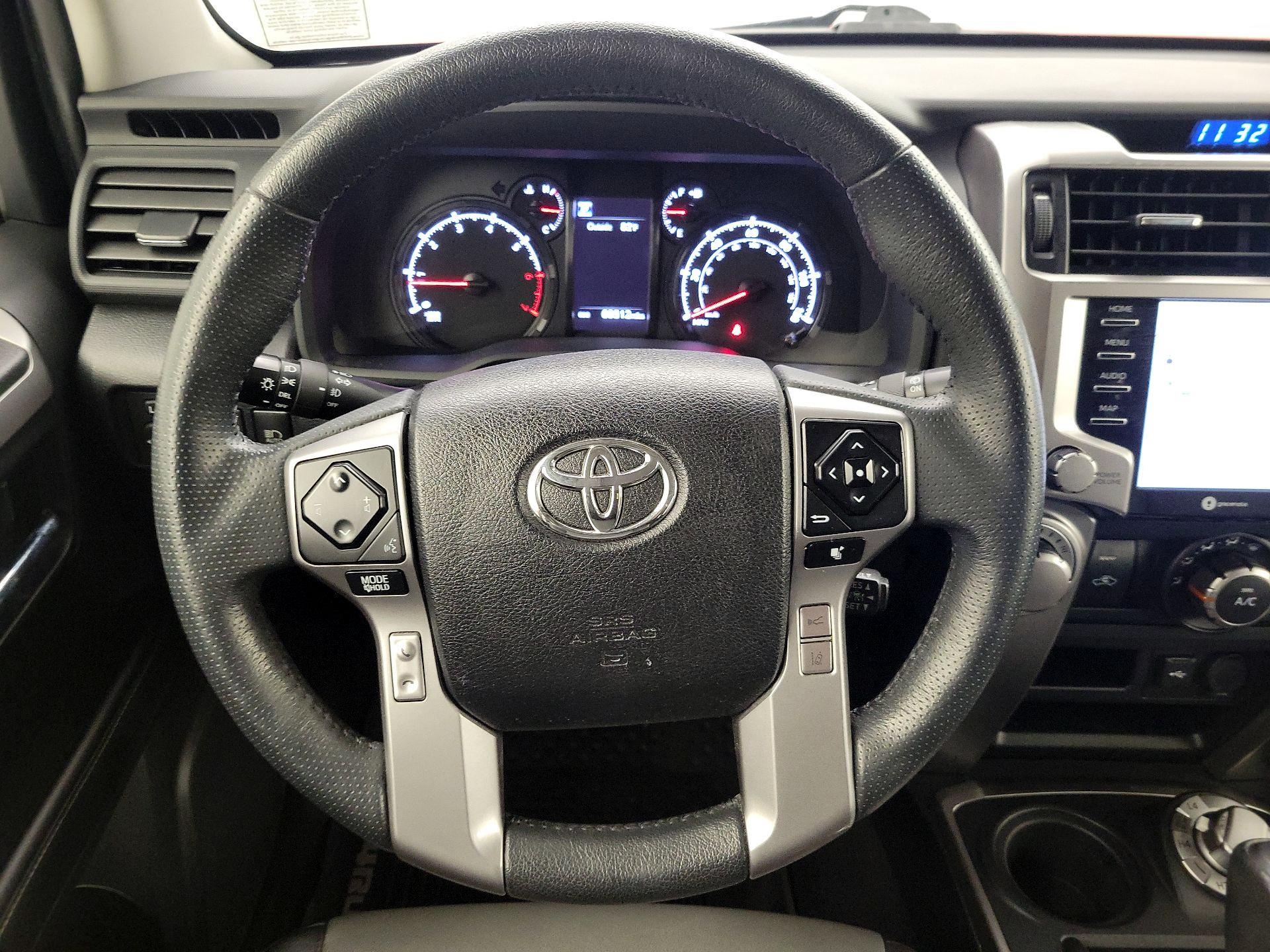 Thumbnail: 2020 Toyota 4Runner - 10