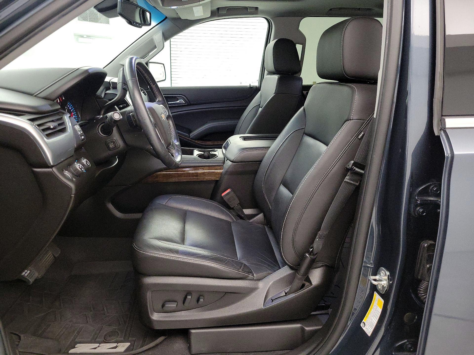 Thumbnail: 2019 Chevrolet Tahoe - 11