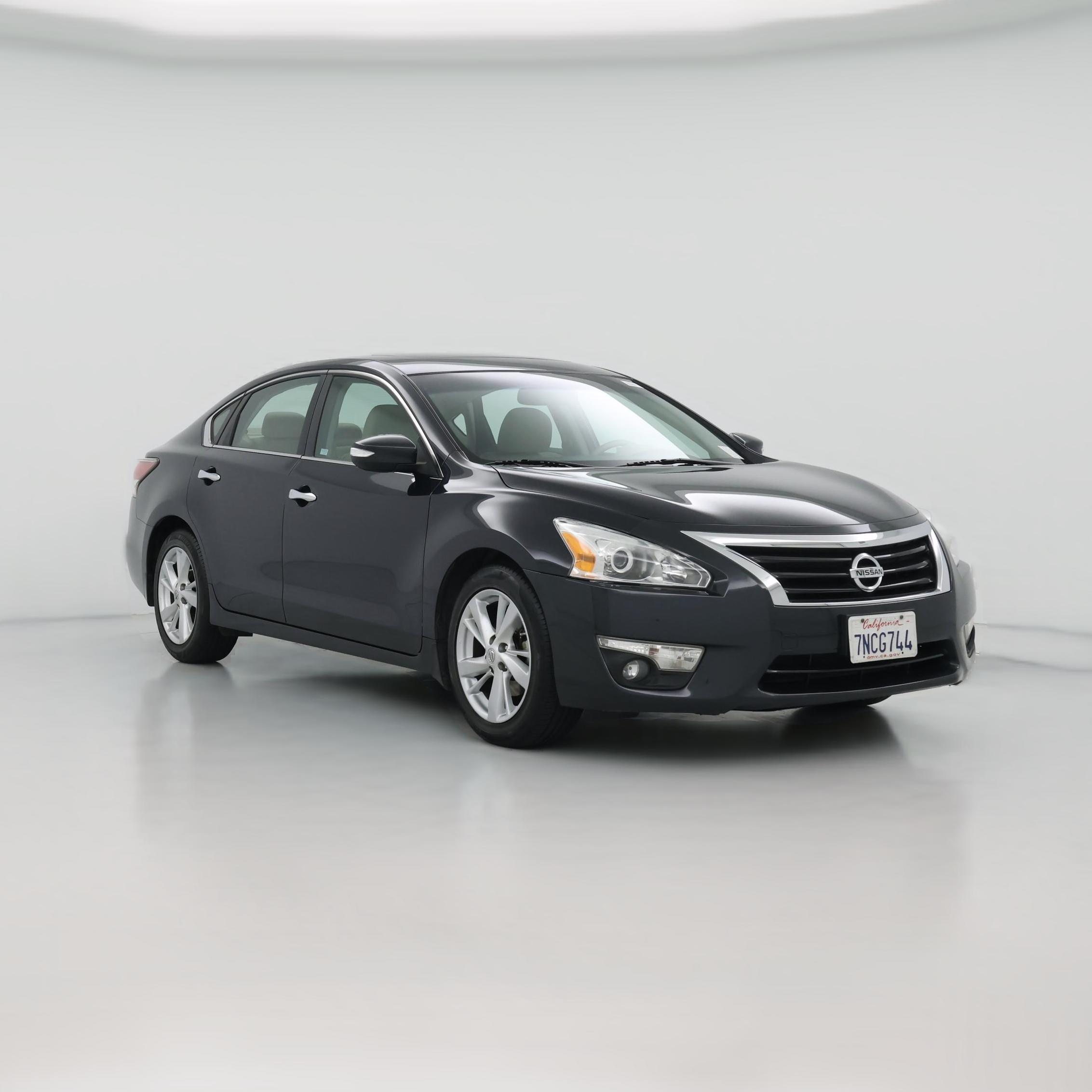 Thumbnail: 2015 Nissan Altima - 1
