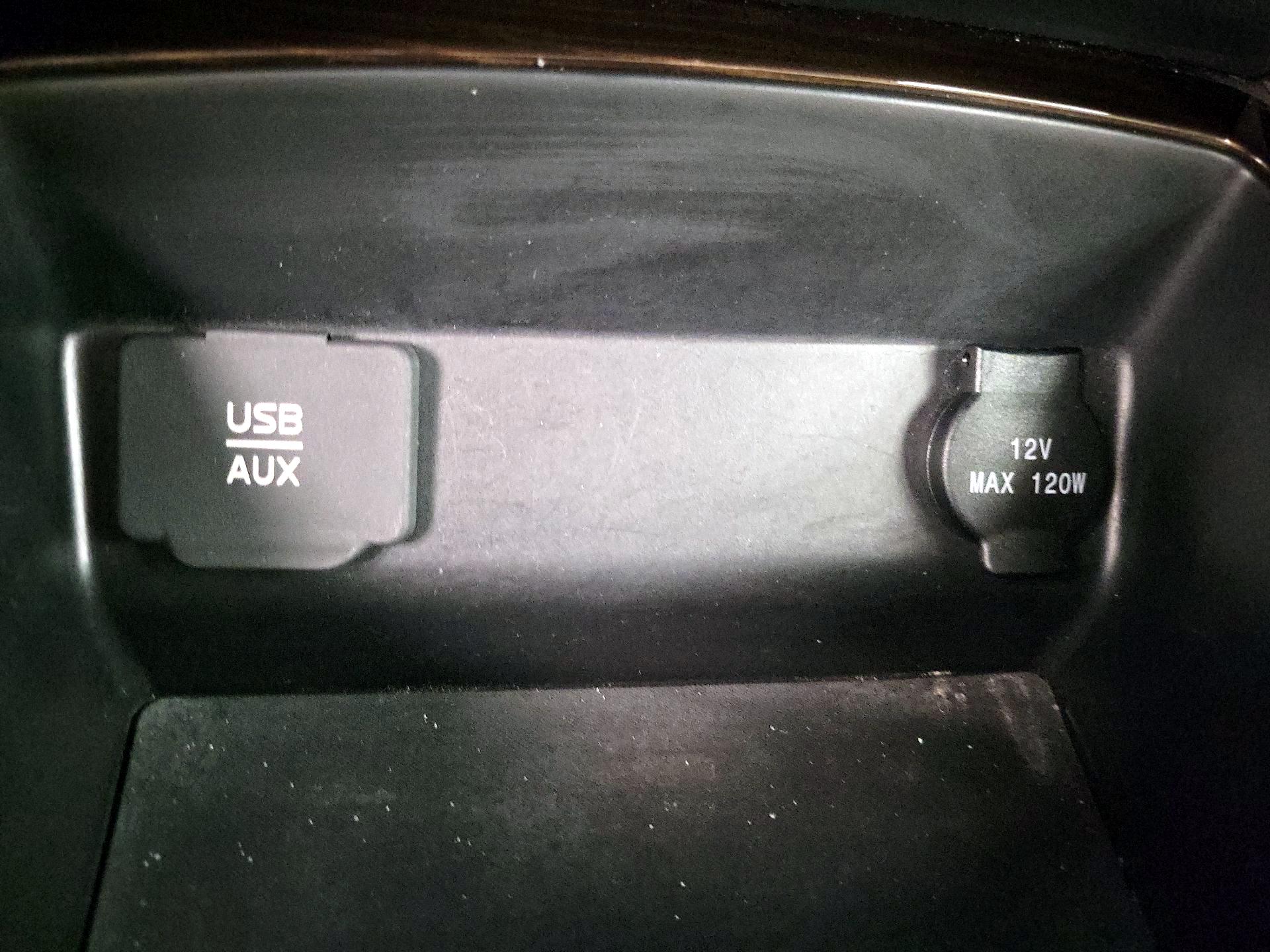 Thumbnail: 2015 Nissan Altima - 19