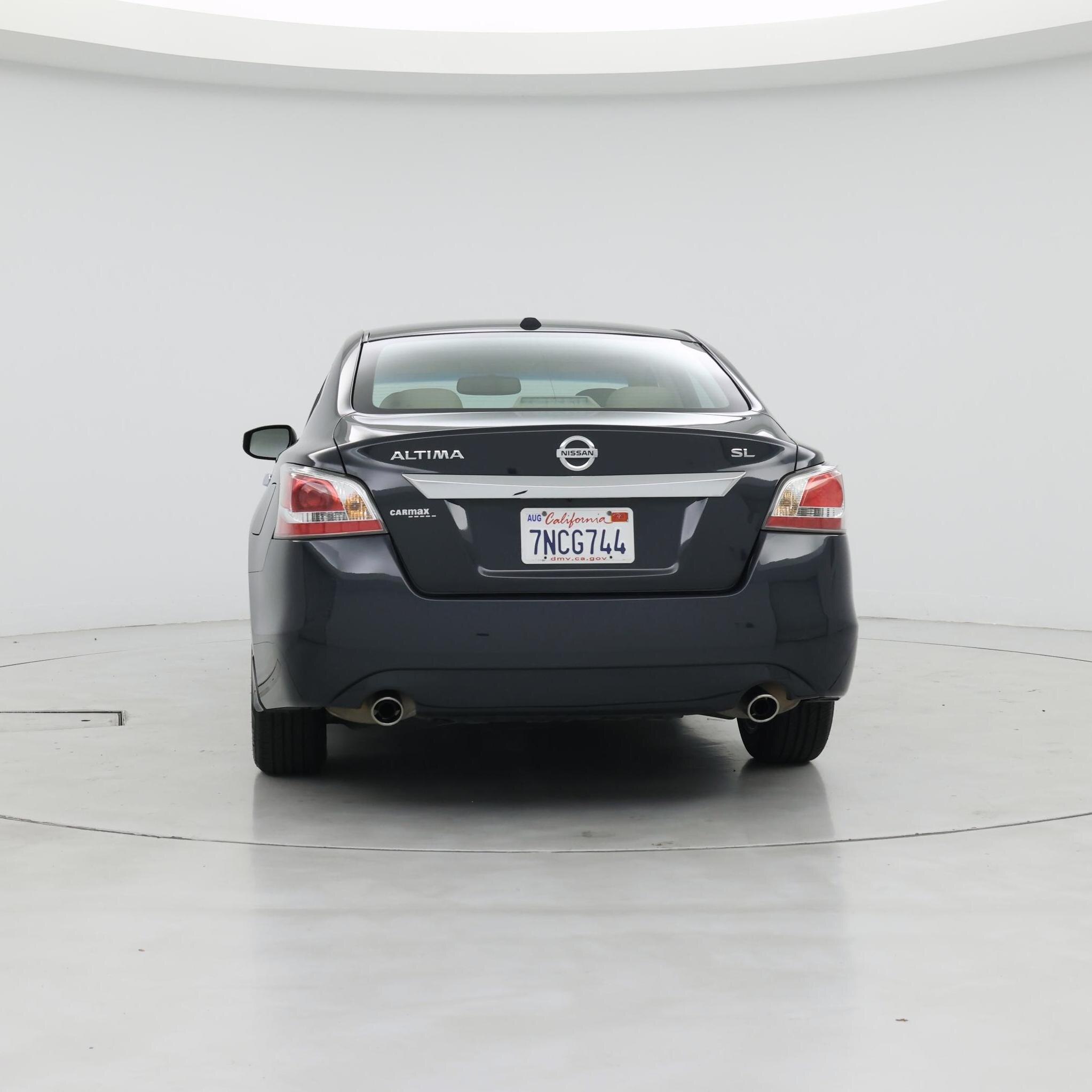 Thumbnail: 2015 Nissan Altima - 6