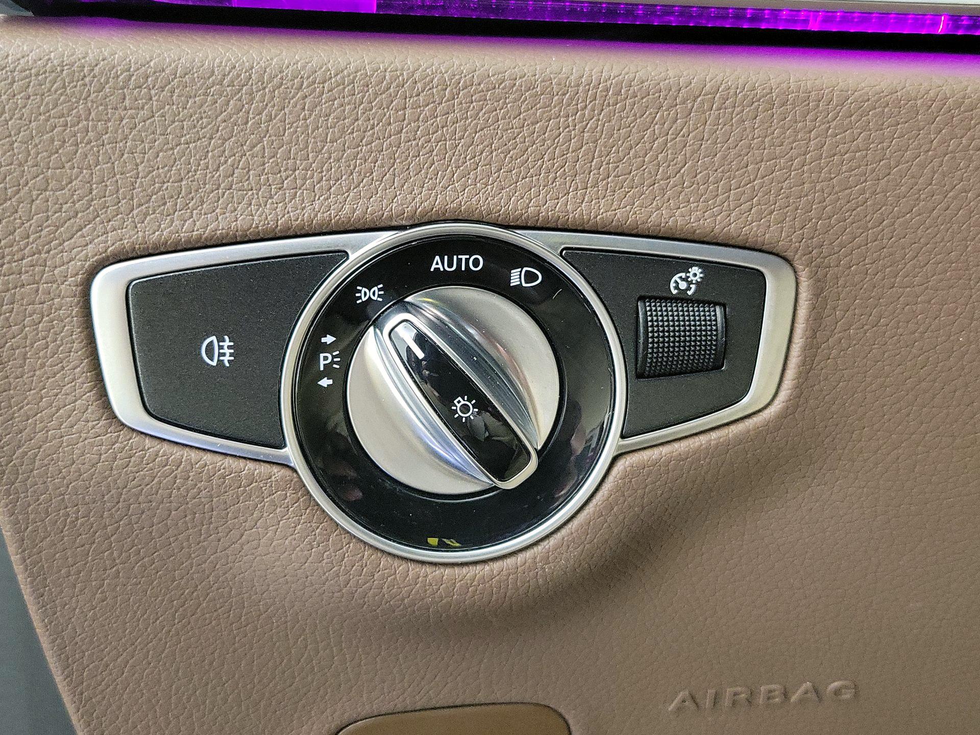 Thumbnail: 2022 Mercedes-Benz E-Class - 13