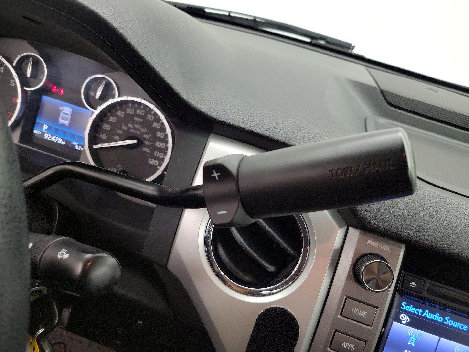 Thumbnail: 2017 Toyota Tundra - 17