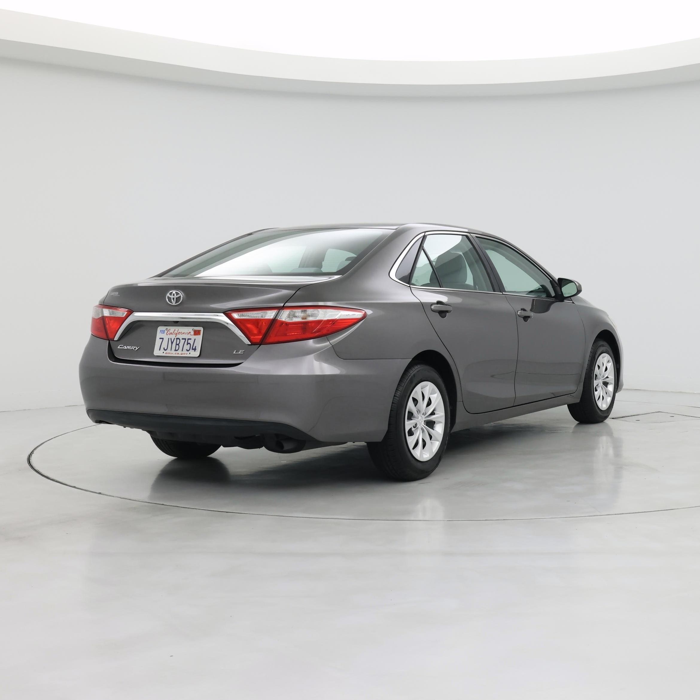 Thumbnail: 2015 Toyota Camry - 8